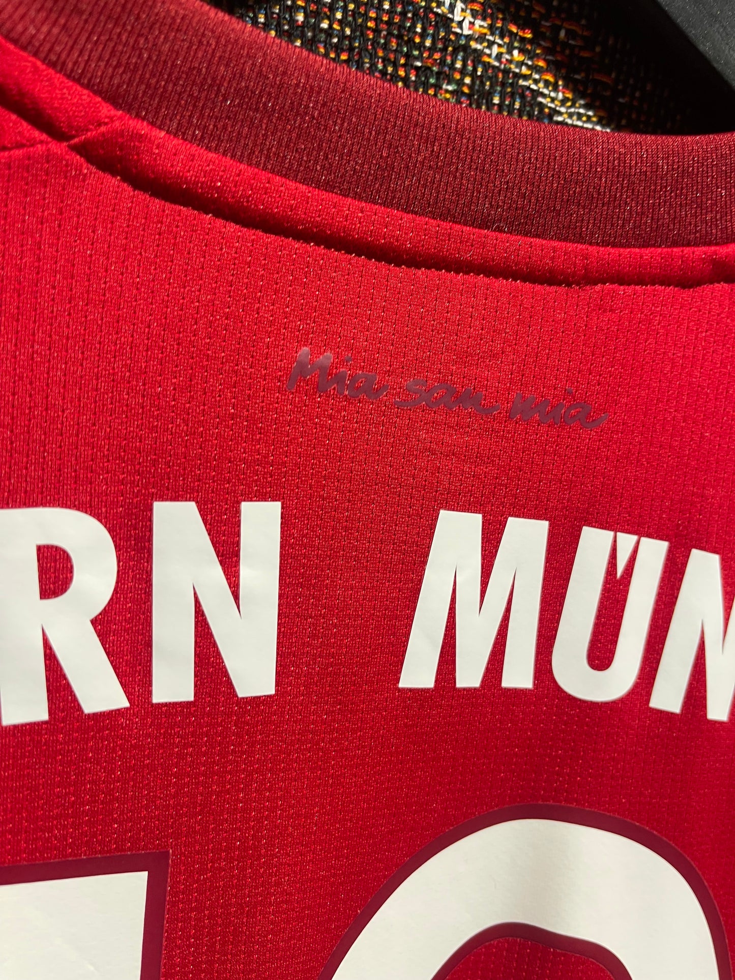 Bayern München 2015-16 Home Kit. #19 Götze. (L)