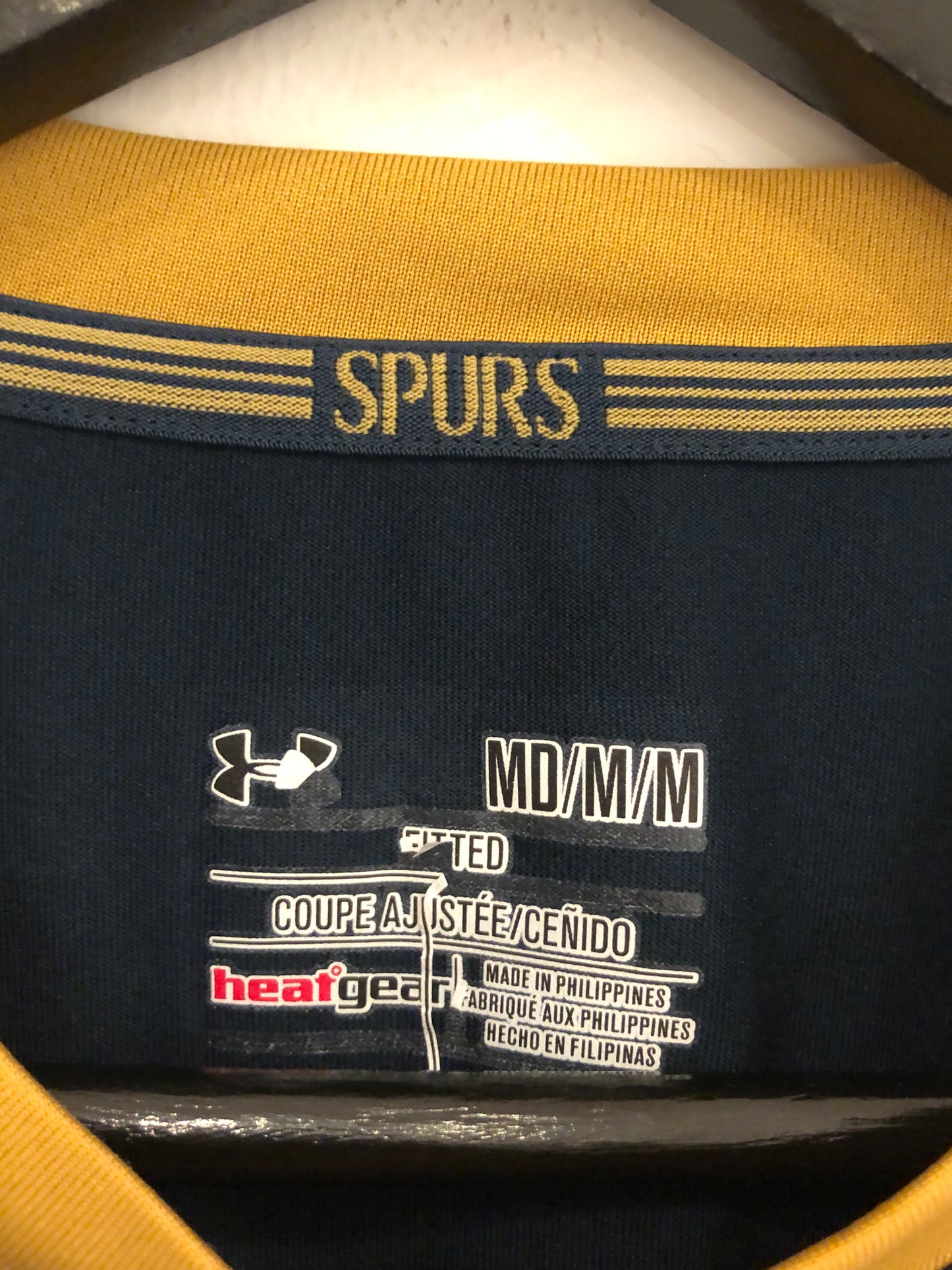 Tottenham Hotspurs 2016-17 Away Kit. (M)