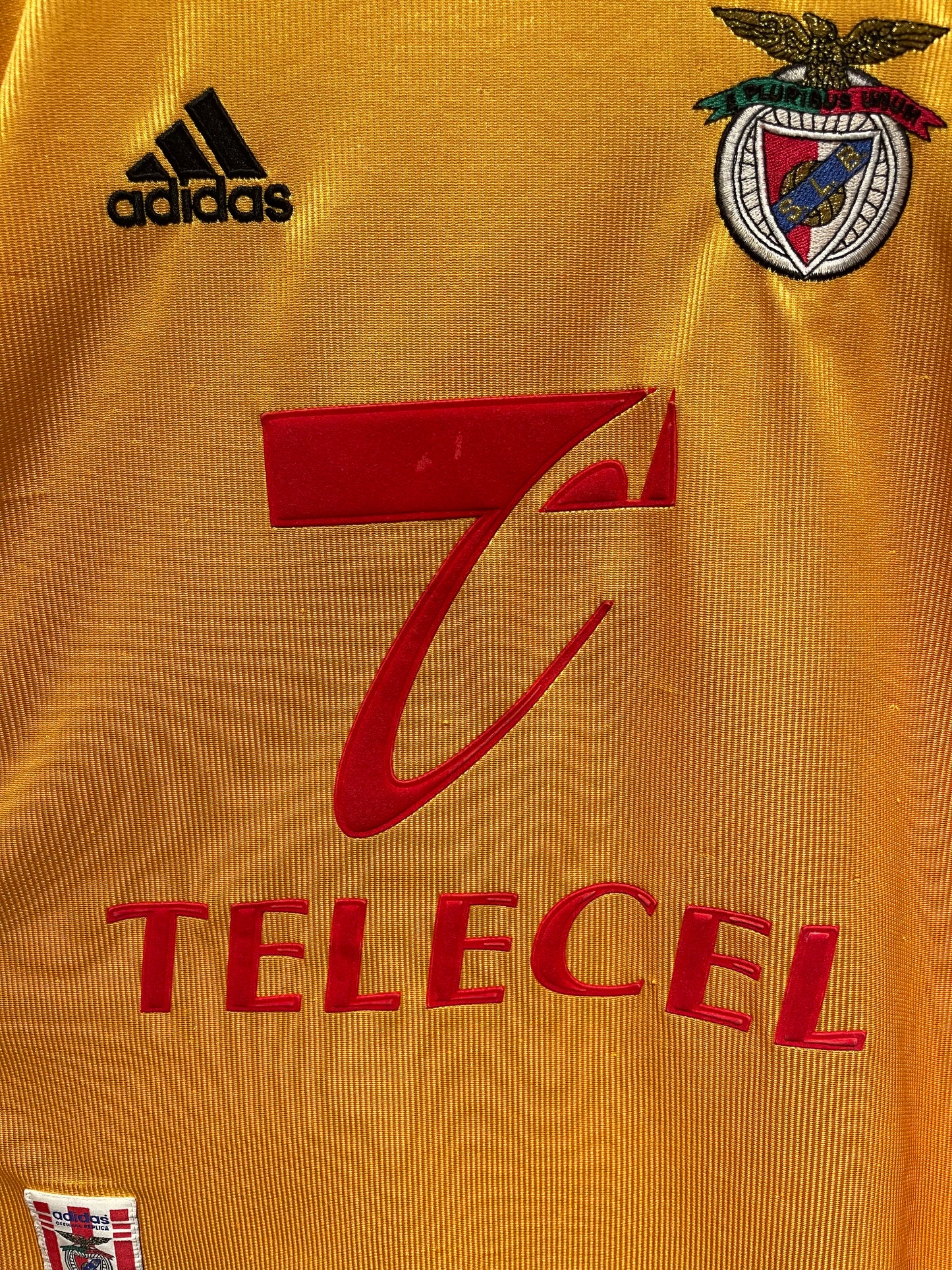 SL Benfica 1998-99 Away Kit. (L)