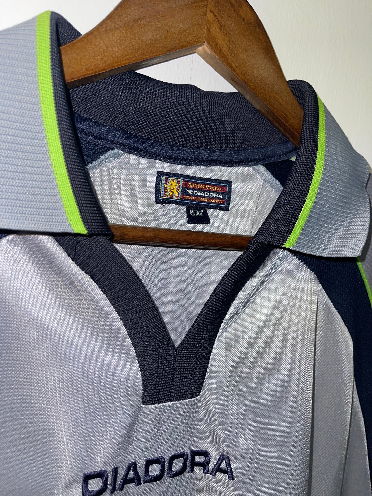 Aston Villa 2002-03 Third Kit. (XL) #22 Kachloul.