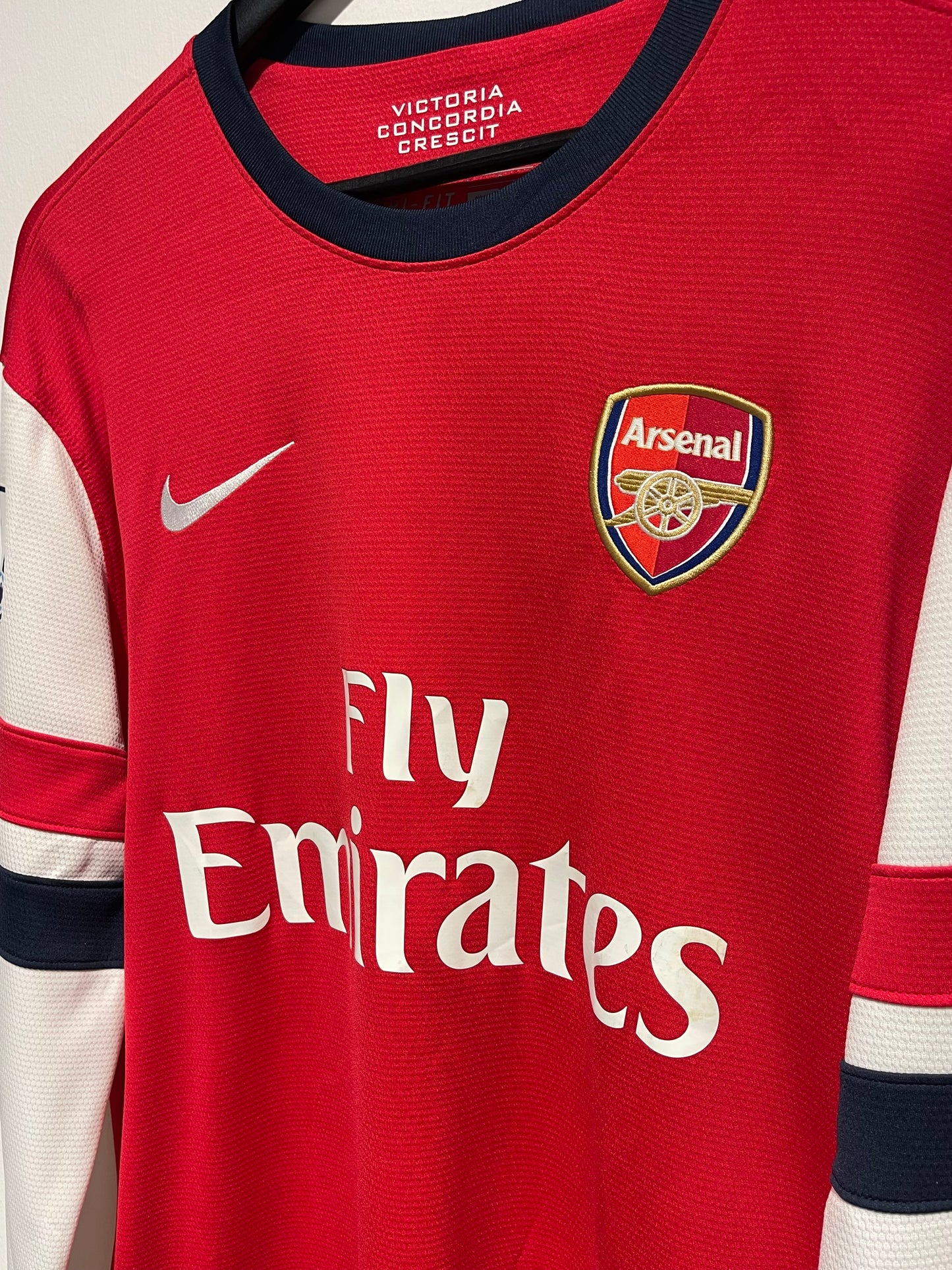 Arsenal FC 2012-13 Home Kit. #11 Özil (L).