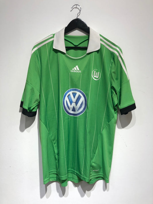 VFL Wolfsburg 2013-14 Away Kit. (XL)