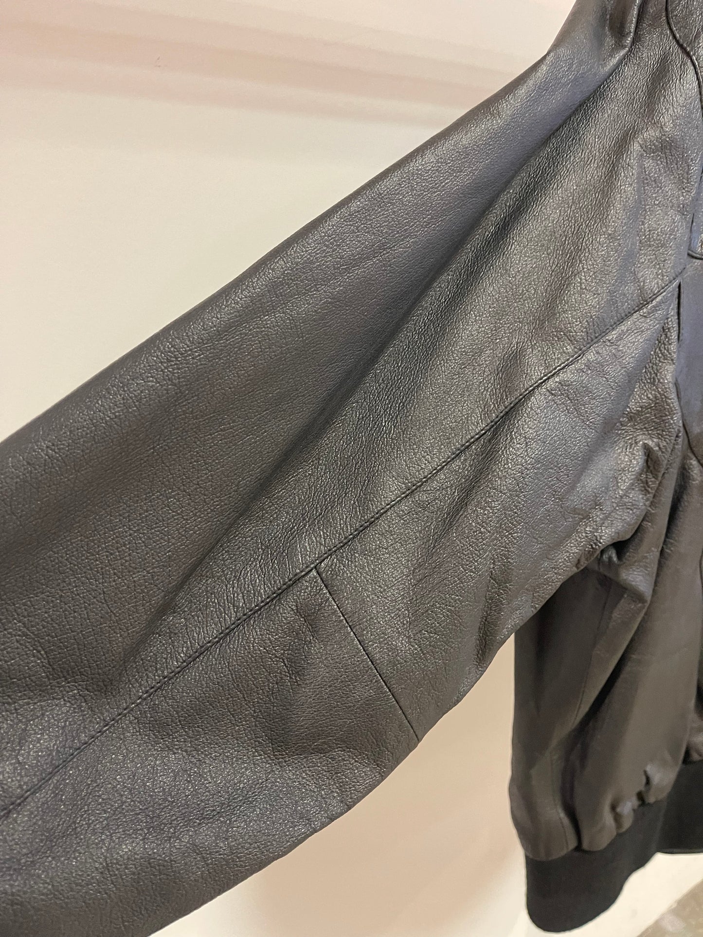 FC Bayern München 90s Leather Jacket. (L)