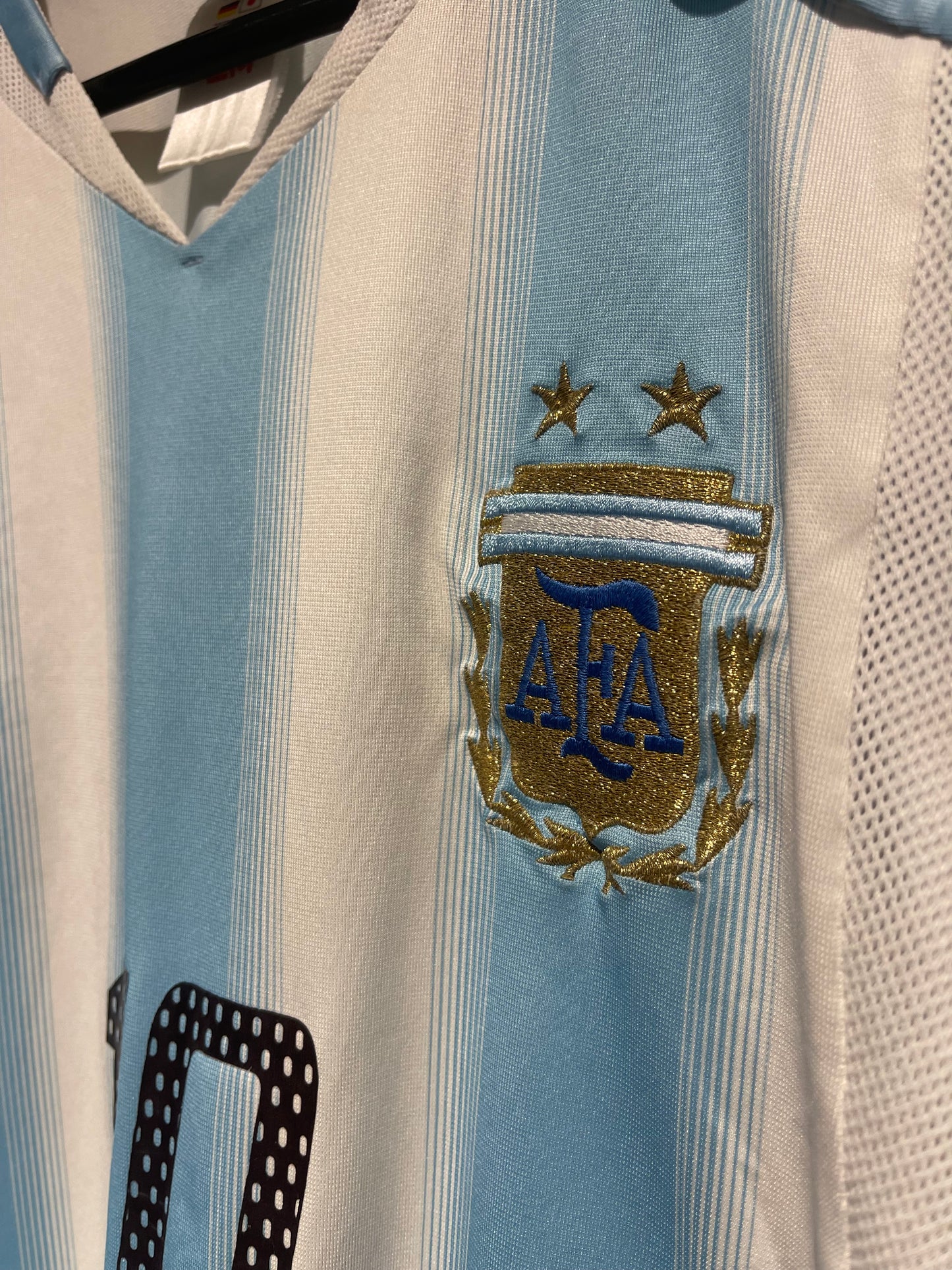 Argentina 2004 Home Kit. (M) #10 Aimar.