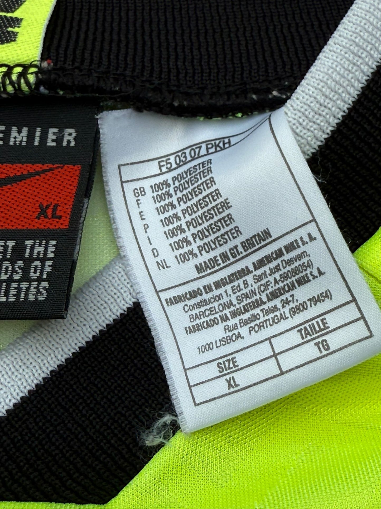 Dortmund 1995-96 Home Kit. #6 Sammer (XL)