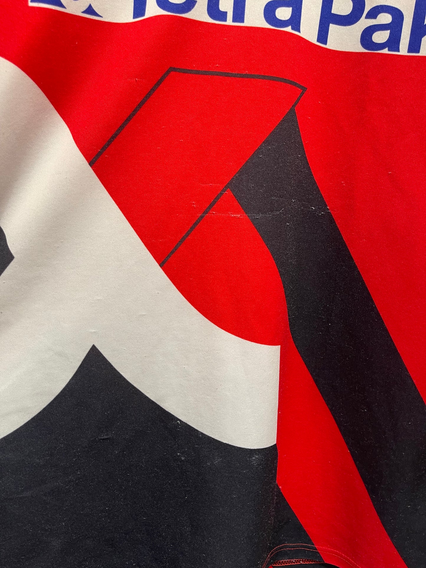 Eintracht Frankfurt 1993-94 Home Kit. (M)