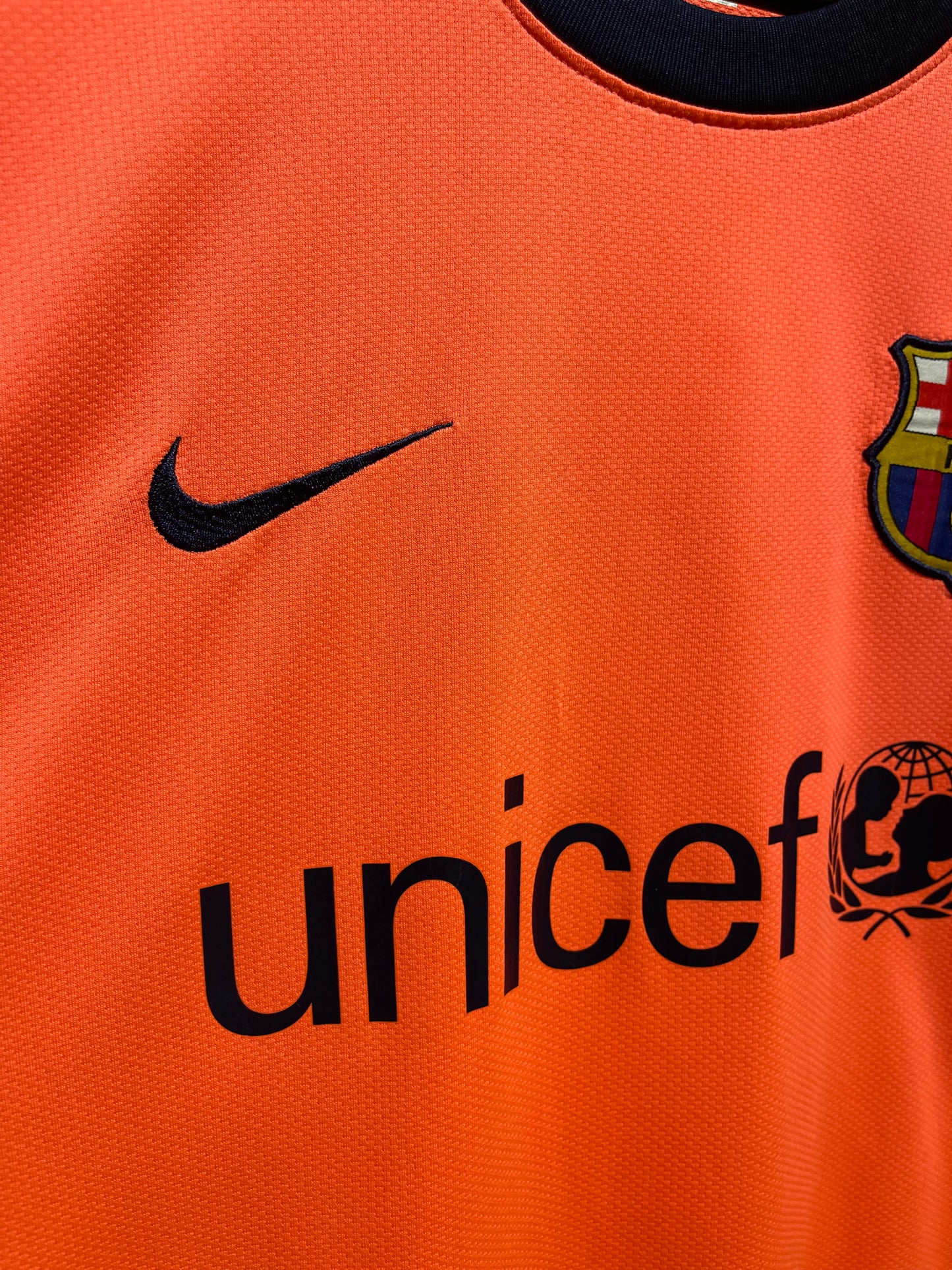 FC Barcelona 2009-10 Away Kit. #10 Messi. (L)
