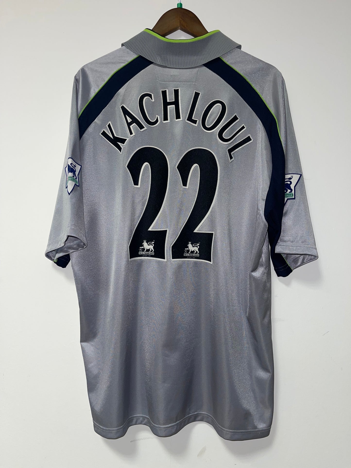 Aston Villa 2002-03 Third Kit. (XL) #22 Kachloul.