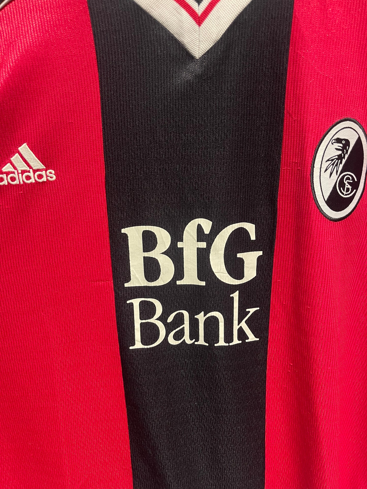Freiburg 1998-99 Home Kit. (XXL)
