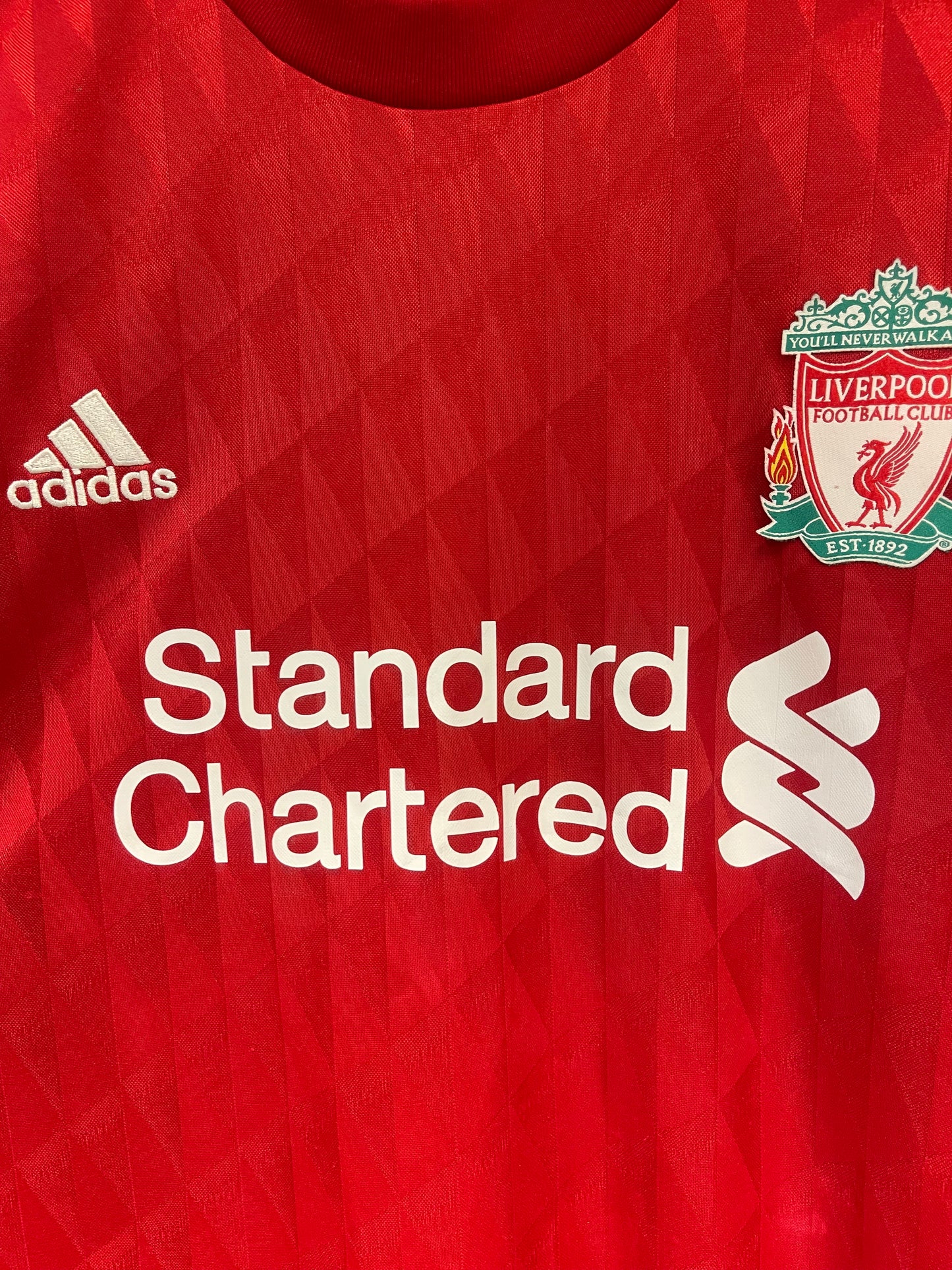 Liverpool FC 2010/11 Home Kit. #7 Suarez. (L/XL)