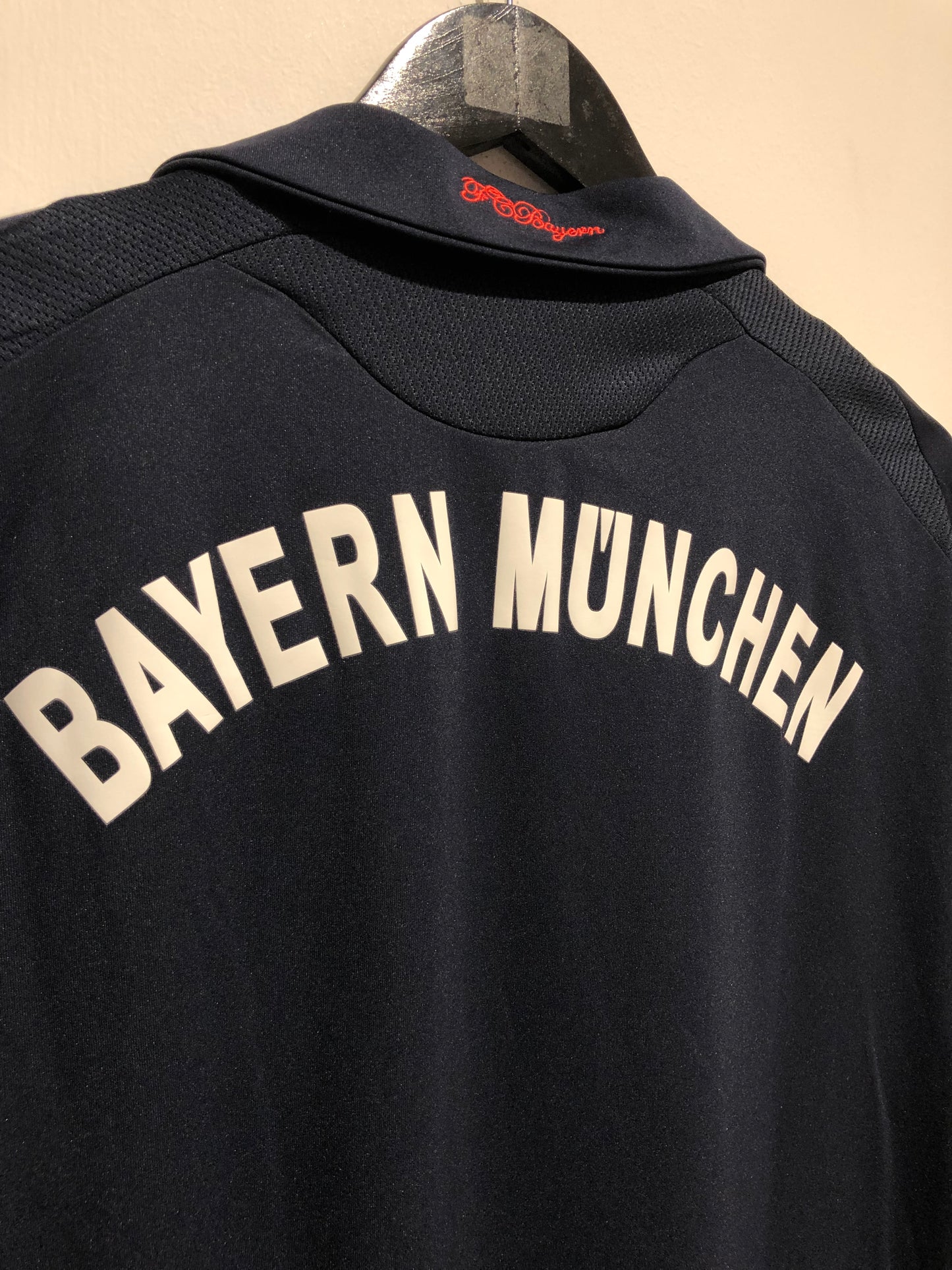 FC Bayern München 2008-09 Away Kit. (XL)