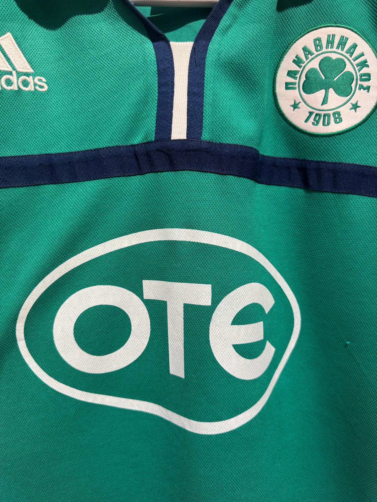 Panathinaikos 2001-02 Home Kit. (M) #26 Karagounis.