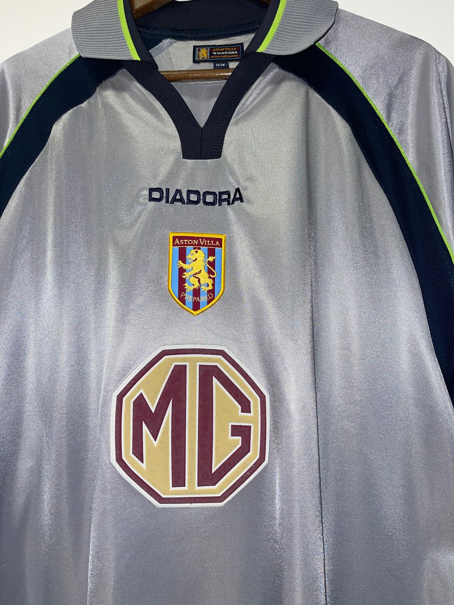 Aston Villa 2002-03 Third Kit. (XL) #22 Kachloul.