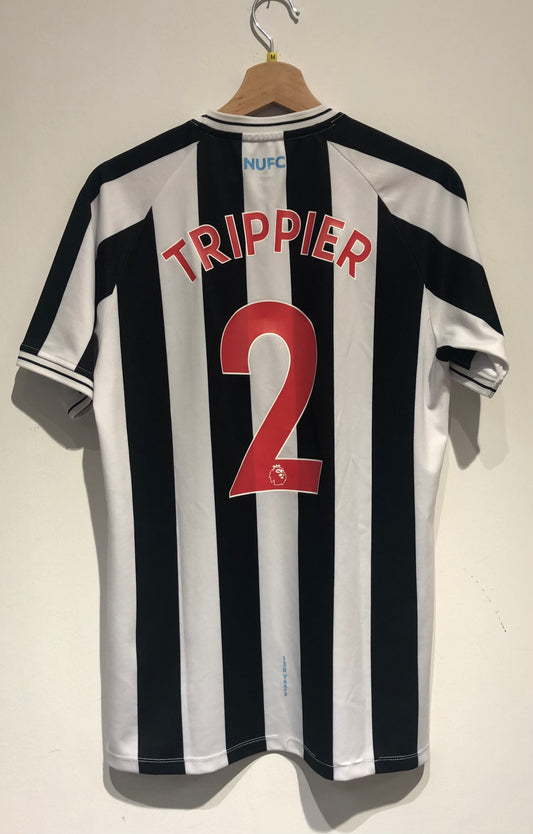 Newcastle United 2022-23 Home Kit. #2 Trippier (M)