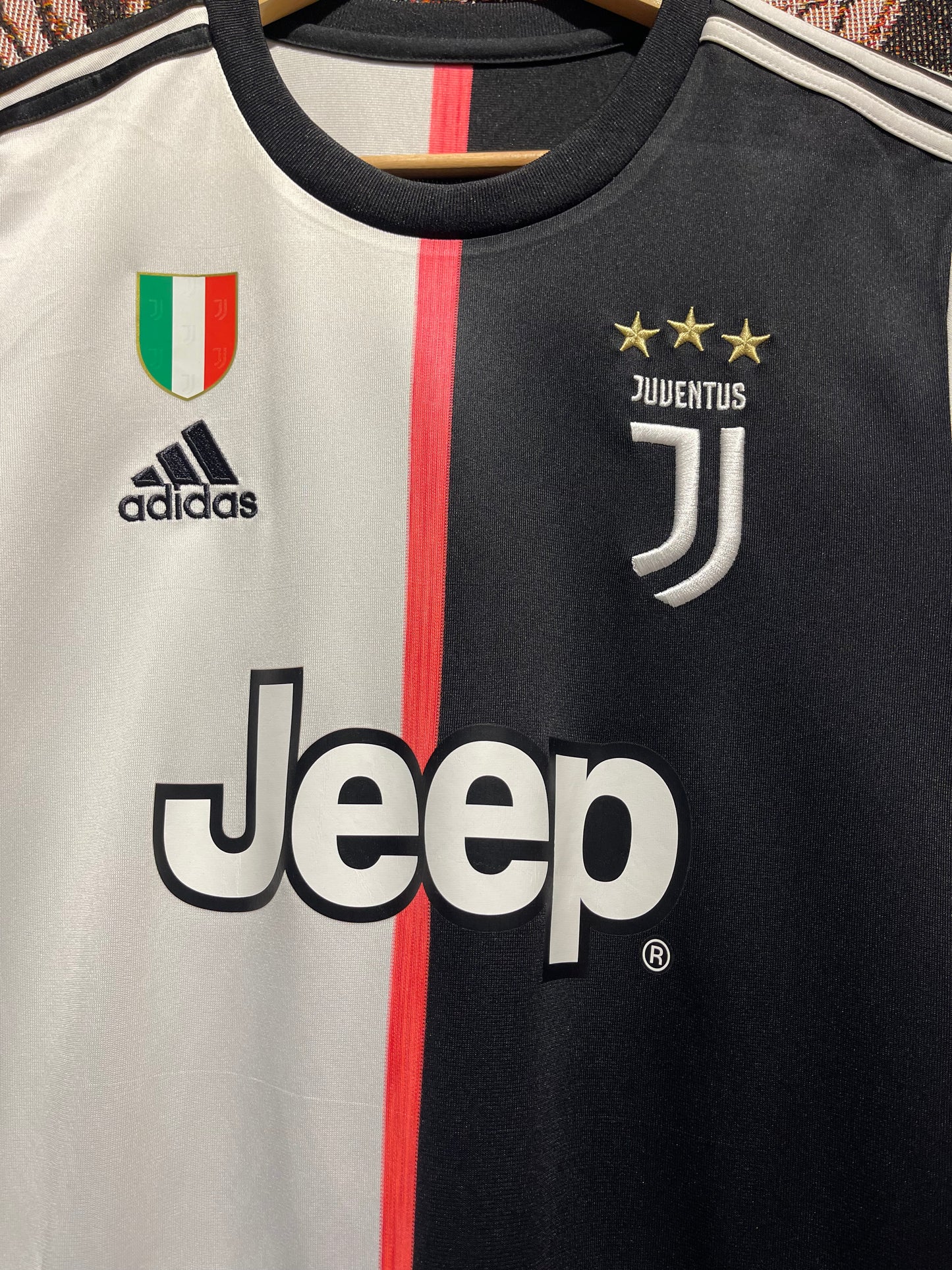 Juventus 2018-19 Home Kit.(M) #7 C. Ronaldo.