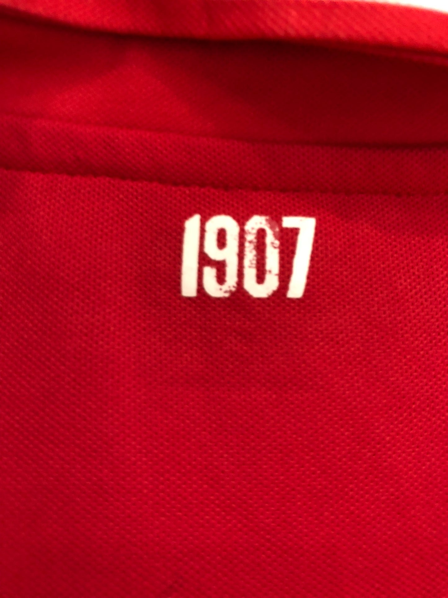 Würzburger Kickers 2017-18 Home Kit. Signed #4 Nikolau (L)
