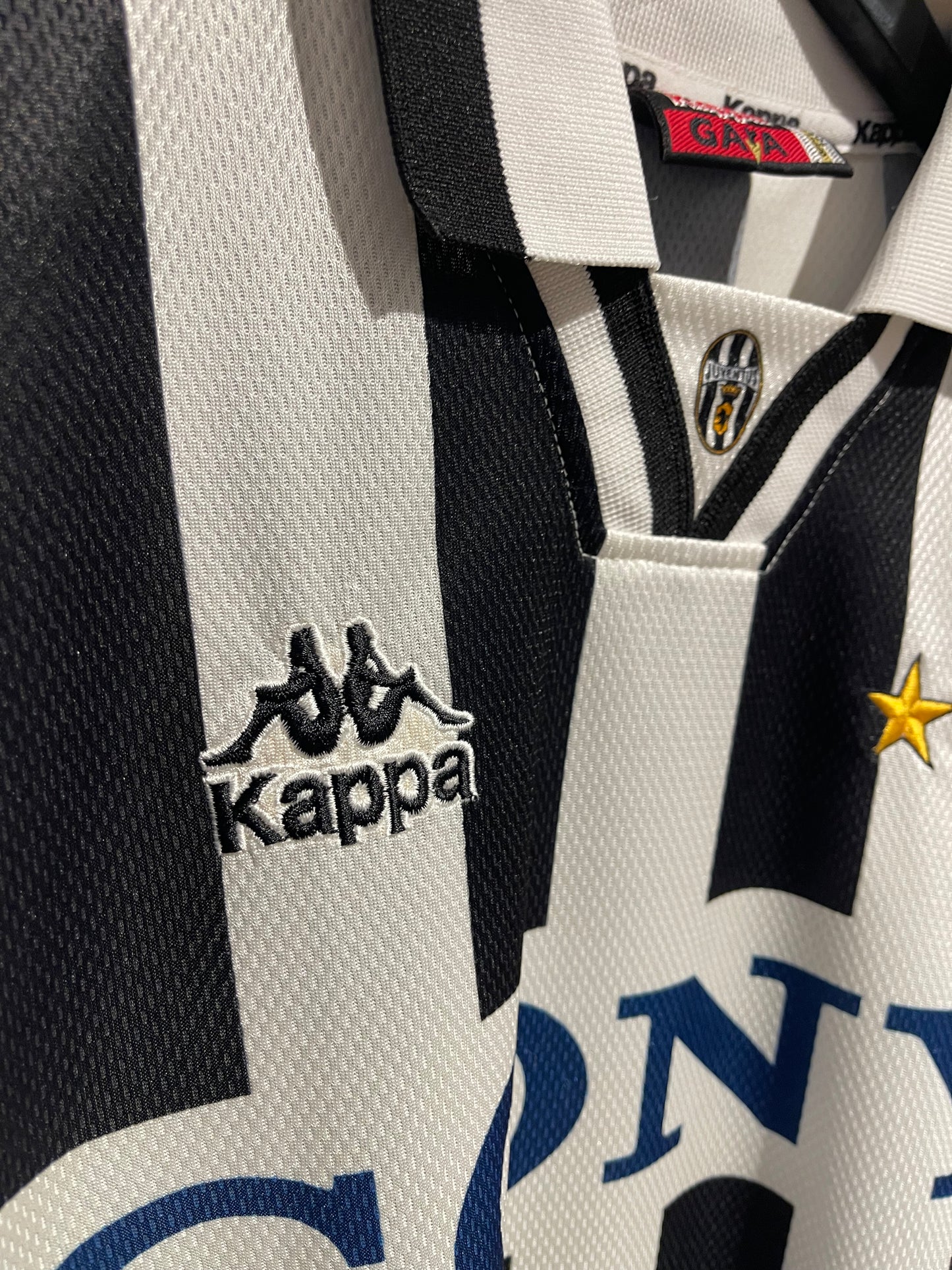 Juventus 1996-97 Home Kit.2 (M).