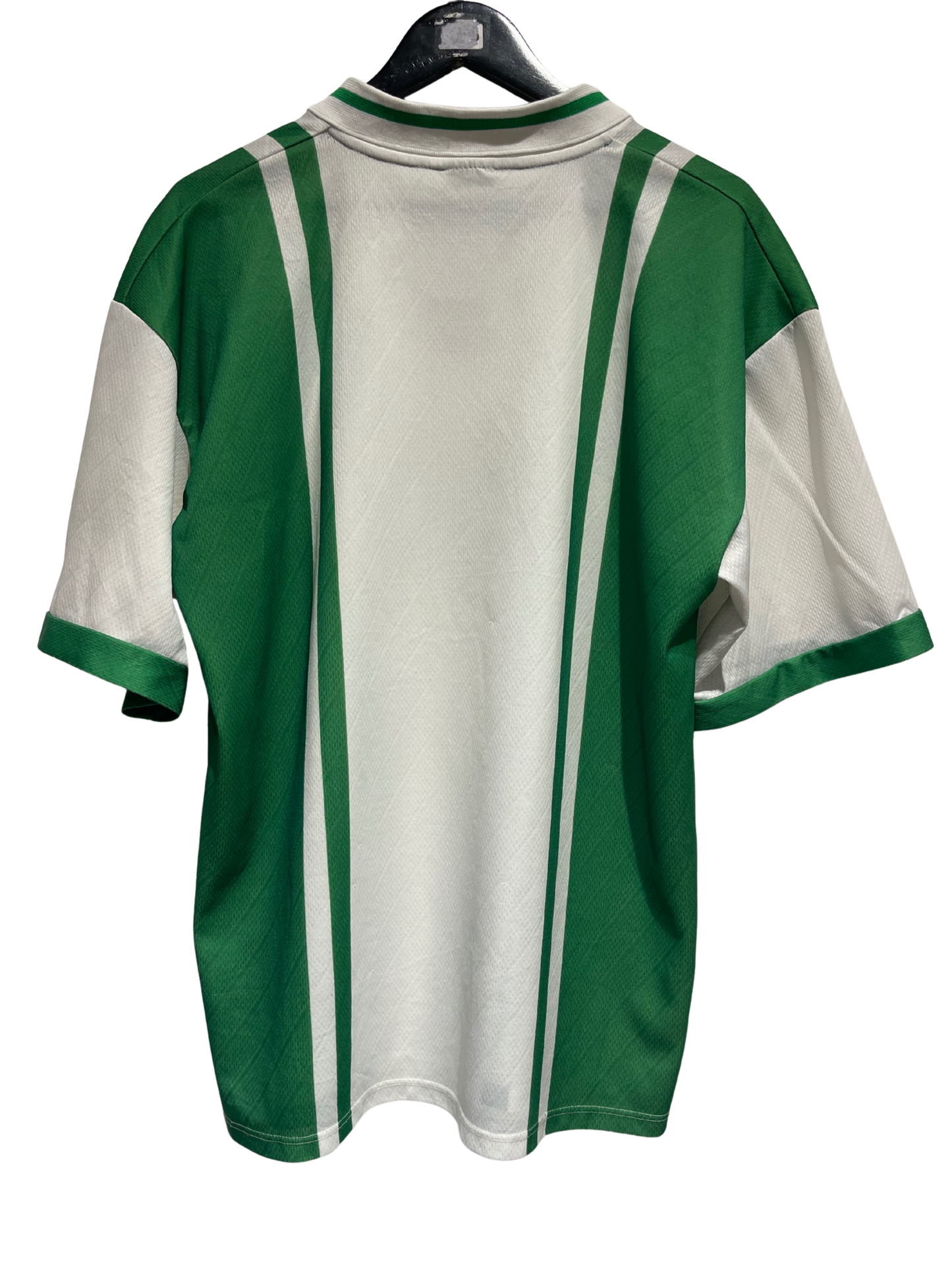 Werder Bremen 1996-97 Home Kit. (L).