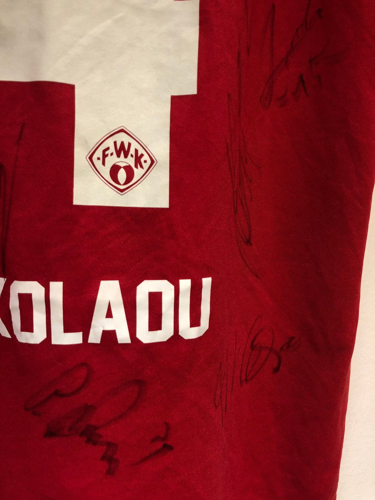 Würzburger Kickers 2017-18 Home Kit. Signed #4 Nikolau (L)
