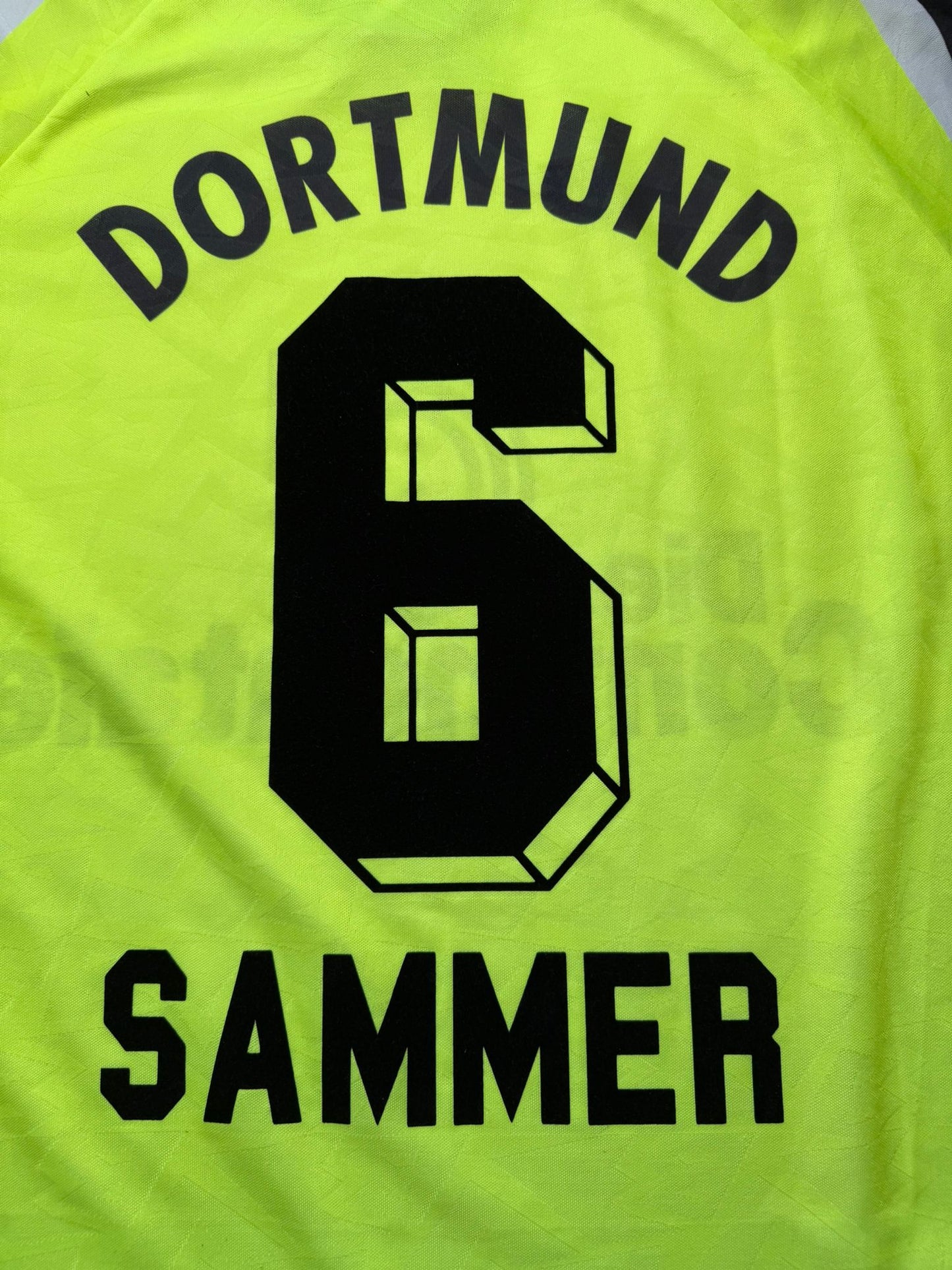 Dortmund 1995-96 Home Kit. #6 Sammer (XL)