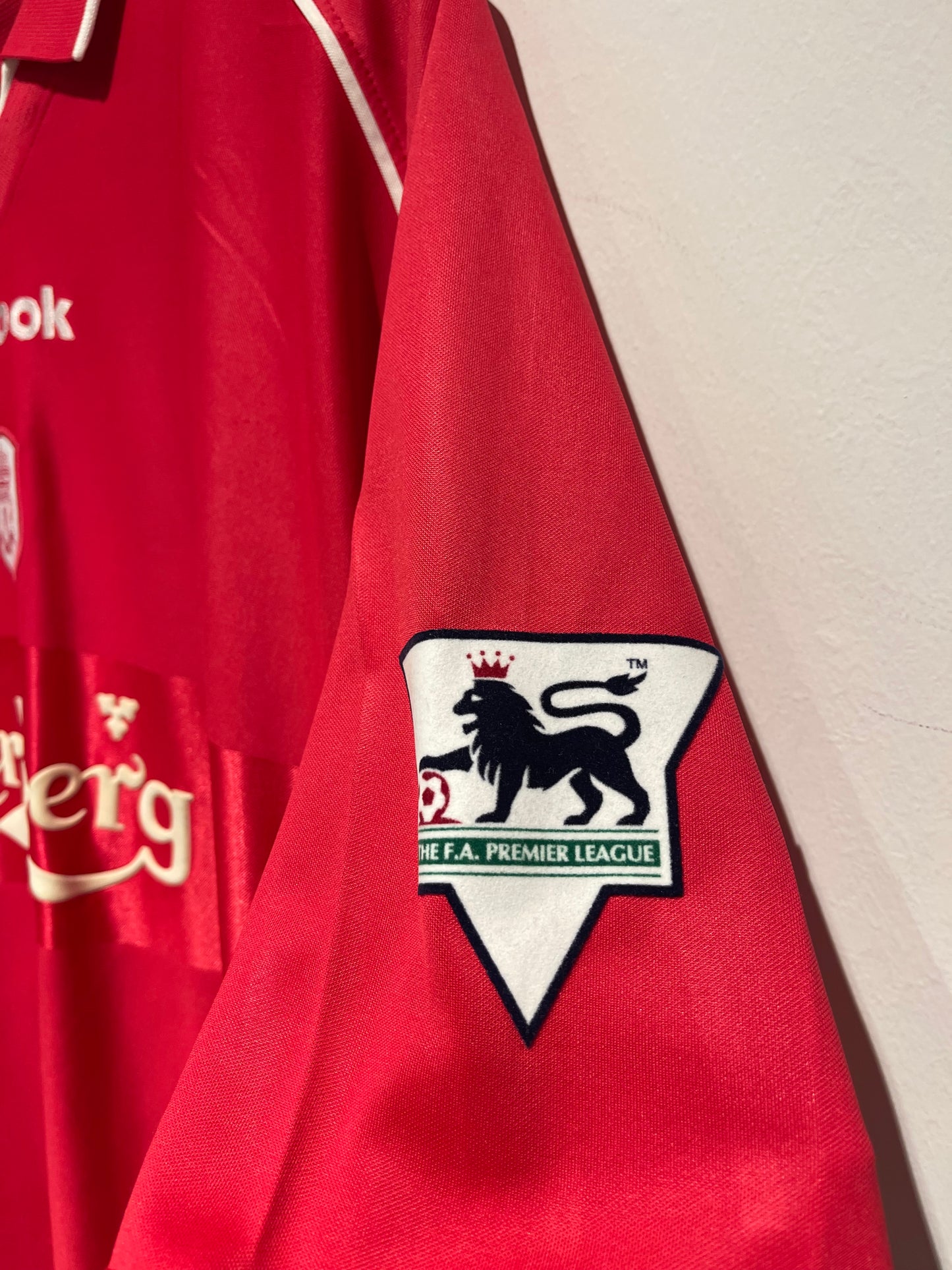 Liverpool 2000-02 Home Kit. #37 Litmanen. (L)