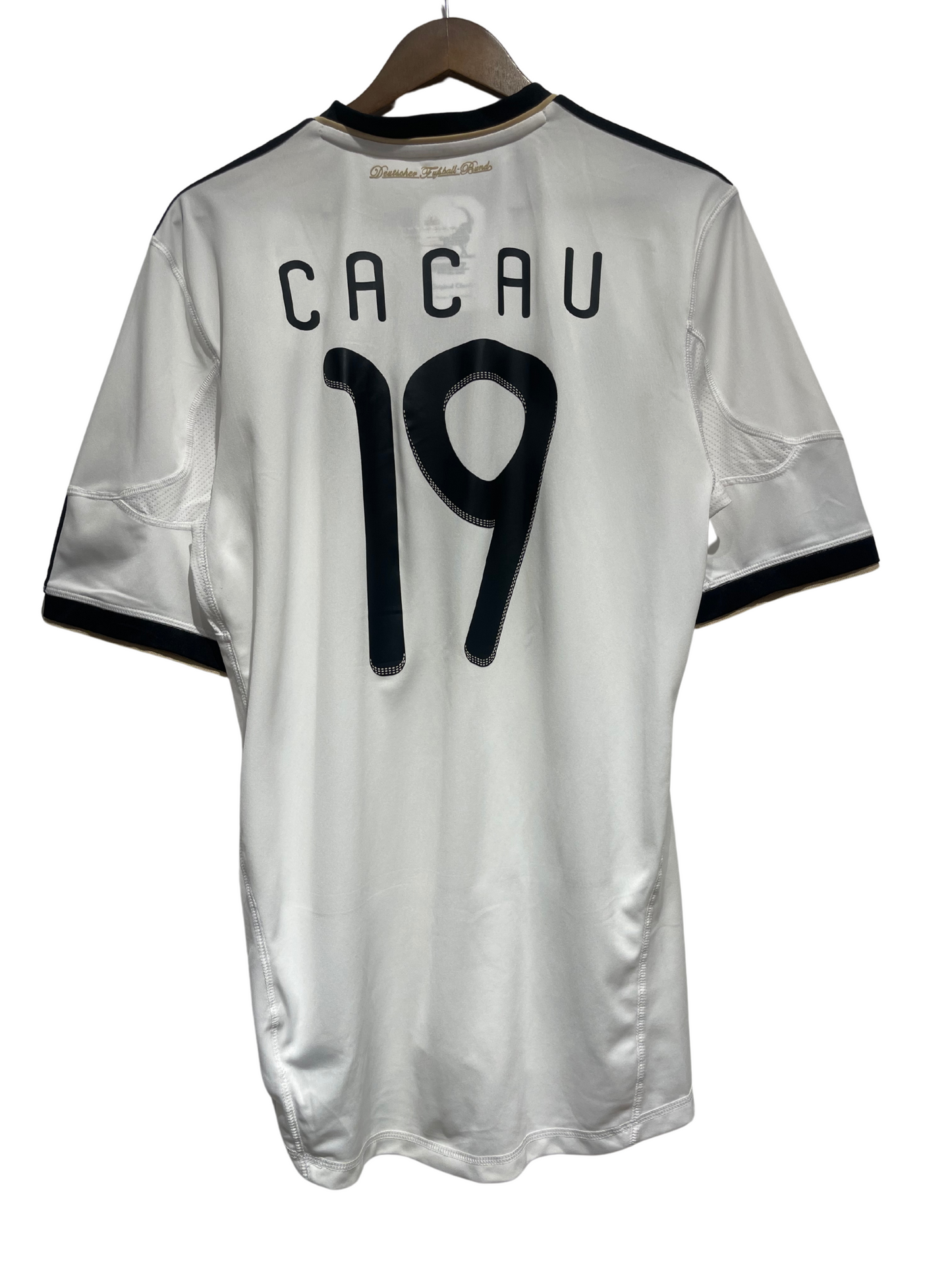 Deutschland 2010 Home Kit. (#19 Cacau) (L)