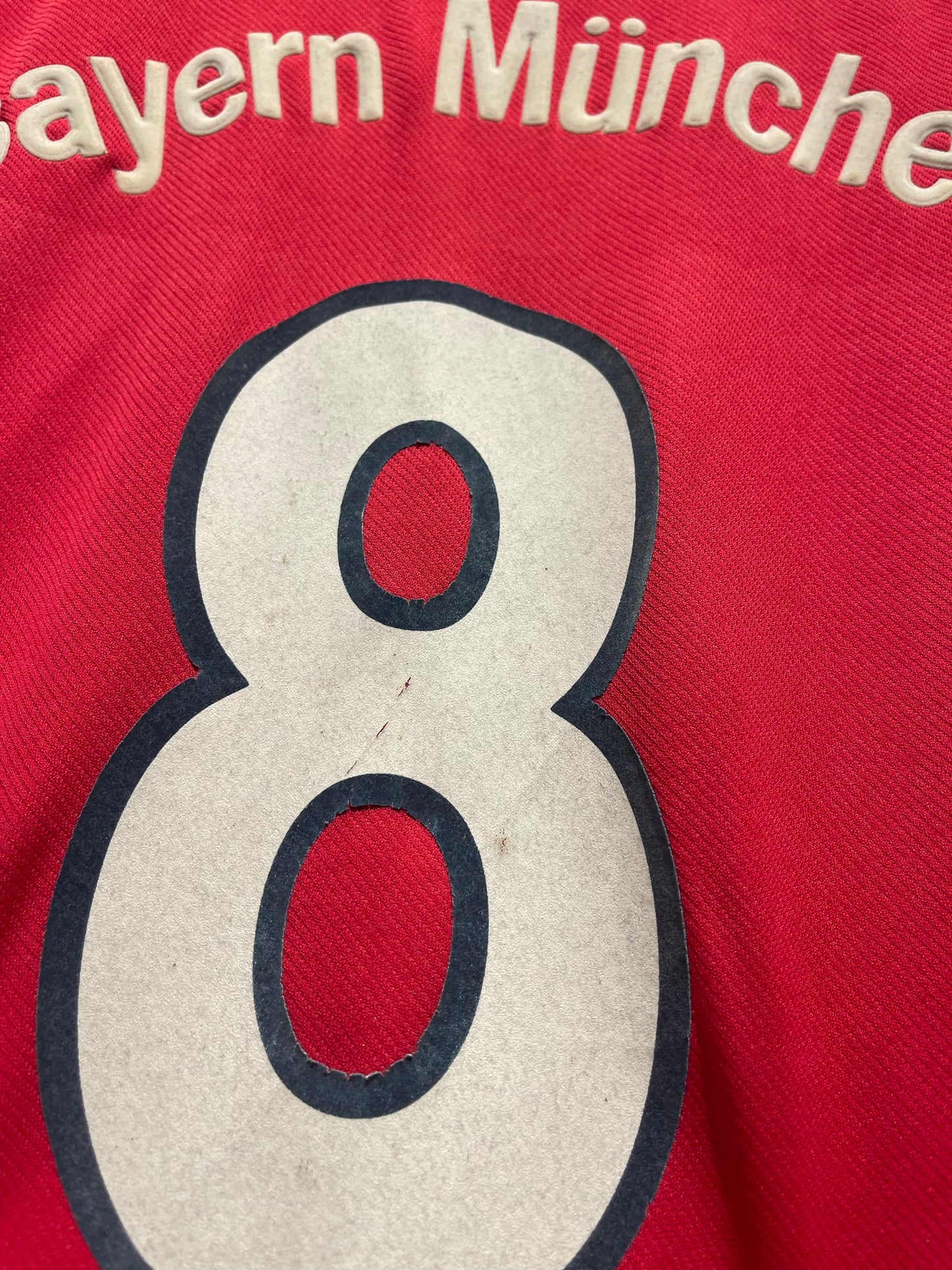FC Bayern München 1999-01 Home Kit. (XL) #8 Strunz.