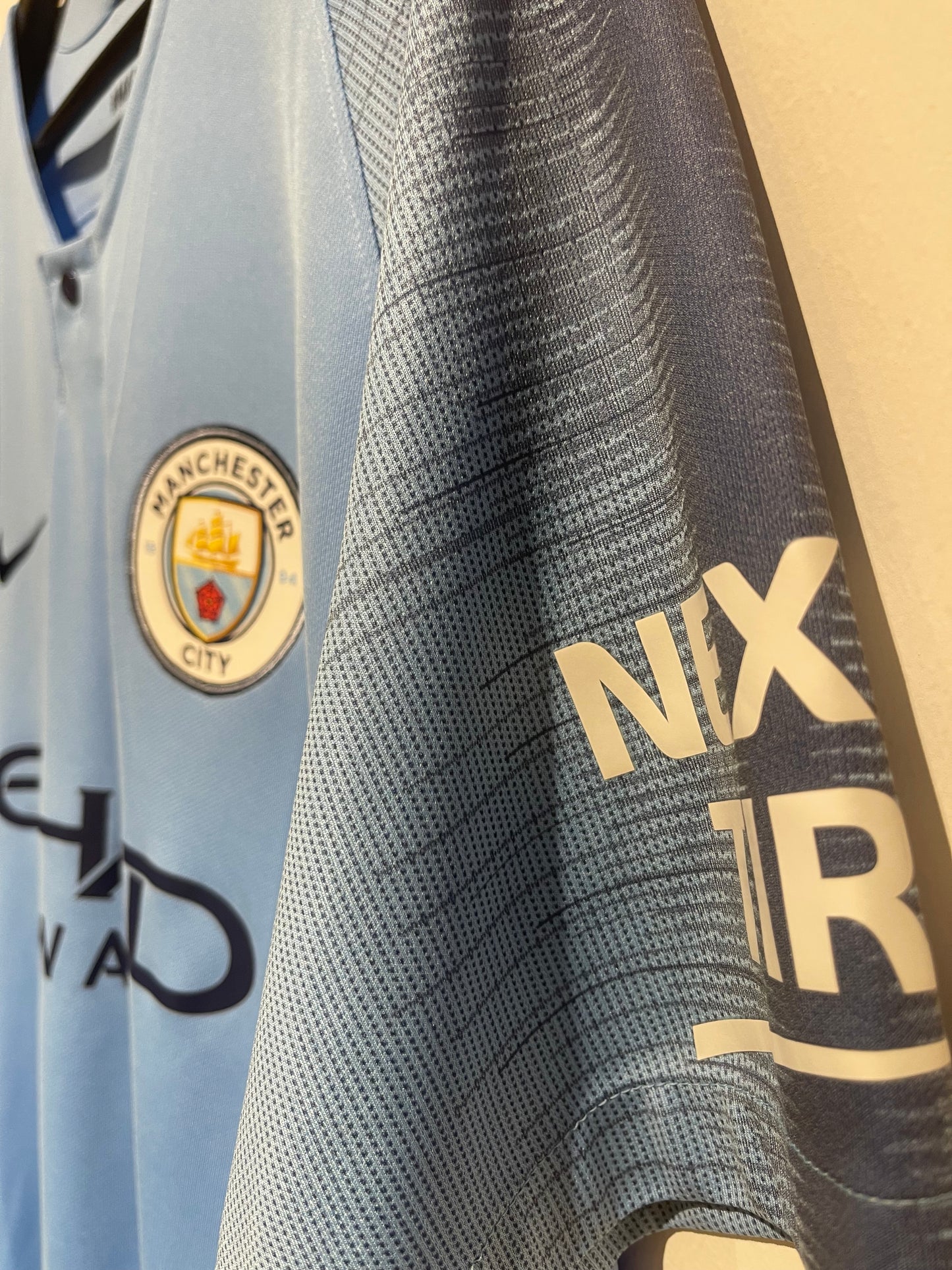 Manchester City 2018-19 Away Kit. #17 K. De Bruyne. (XL)