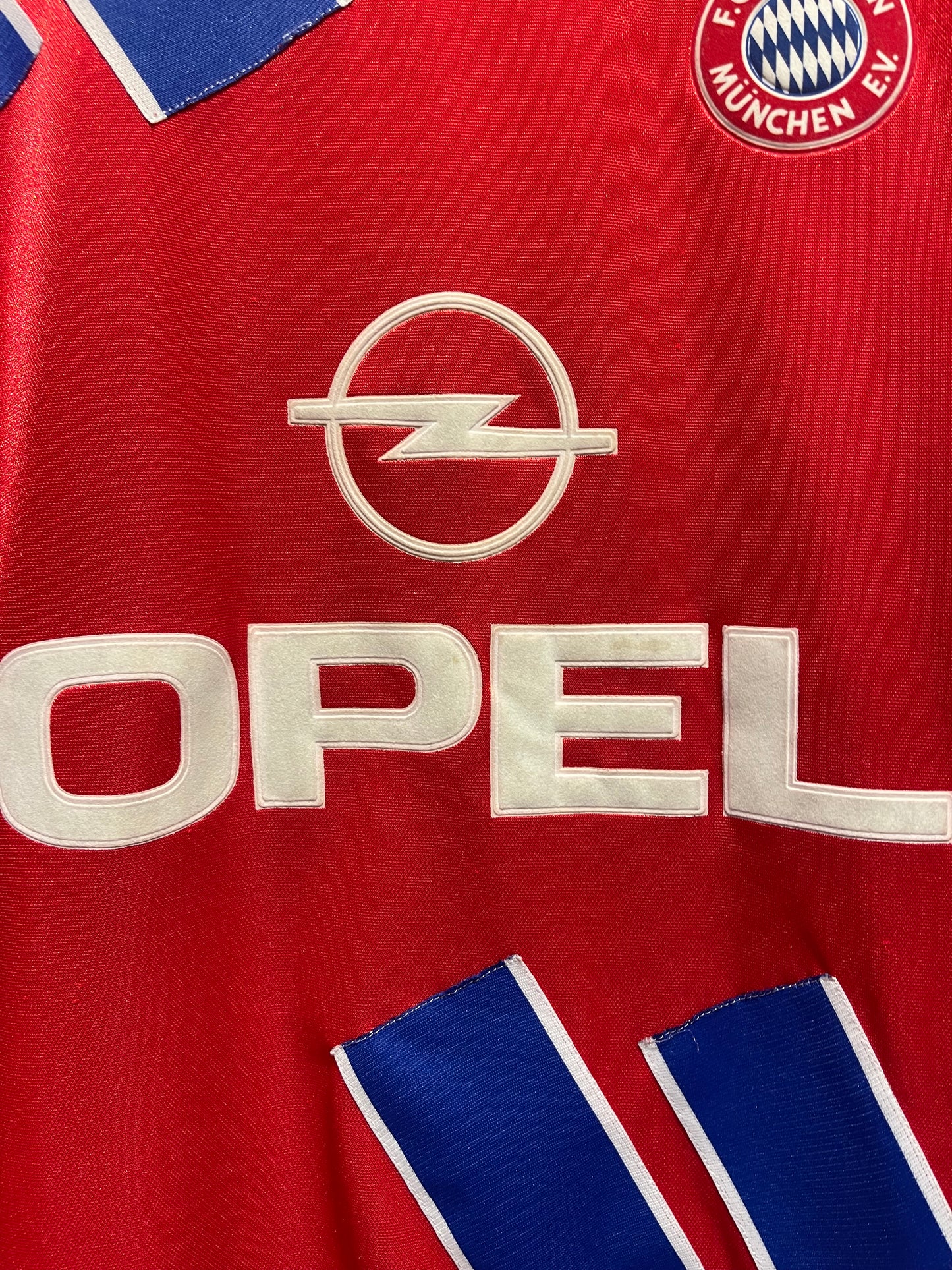 FC Bayern München 1993-95 Home Kit. #7 Scholl. (L)