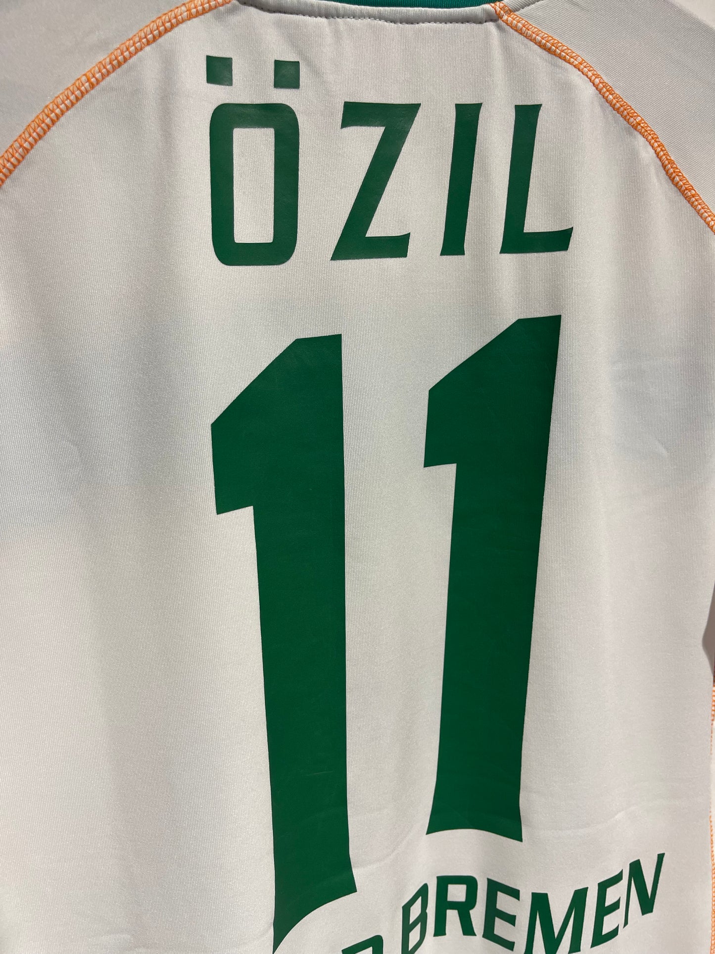 Werder Bremen 2008-09 Home Kit. #11 M. Özil (M).