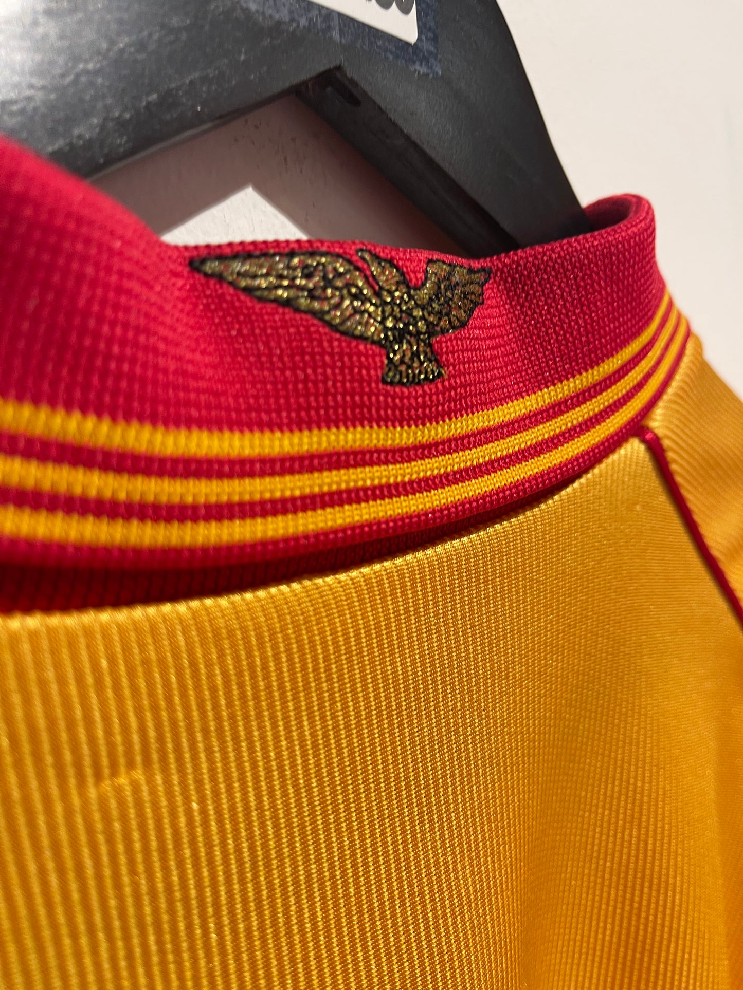 SL Benfica 1998-99 Away Kit. (L)