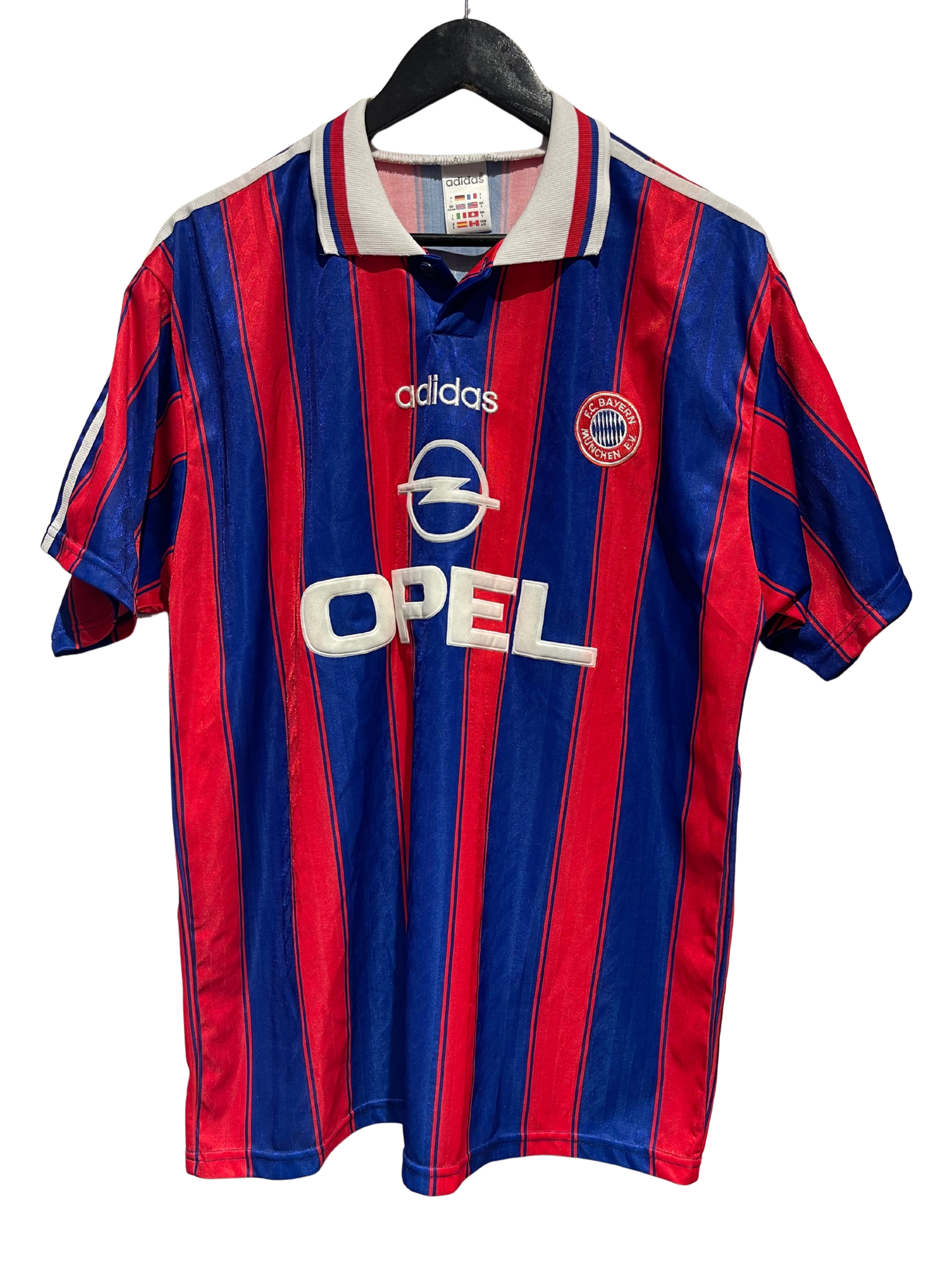 Fc Bayern München 1995-97 Home Kit. (L).