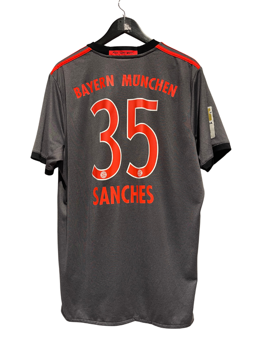 FC Bayern München 2016-17 Away Kit. #35 Sanches (XL)