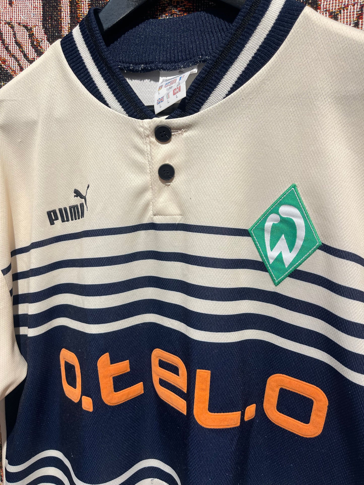 Werder Bremen 1997-98 Away Kit. (L)