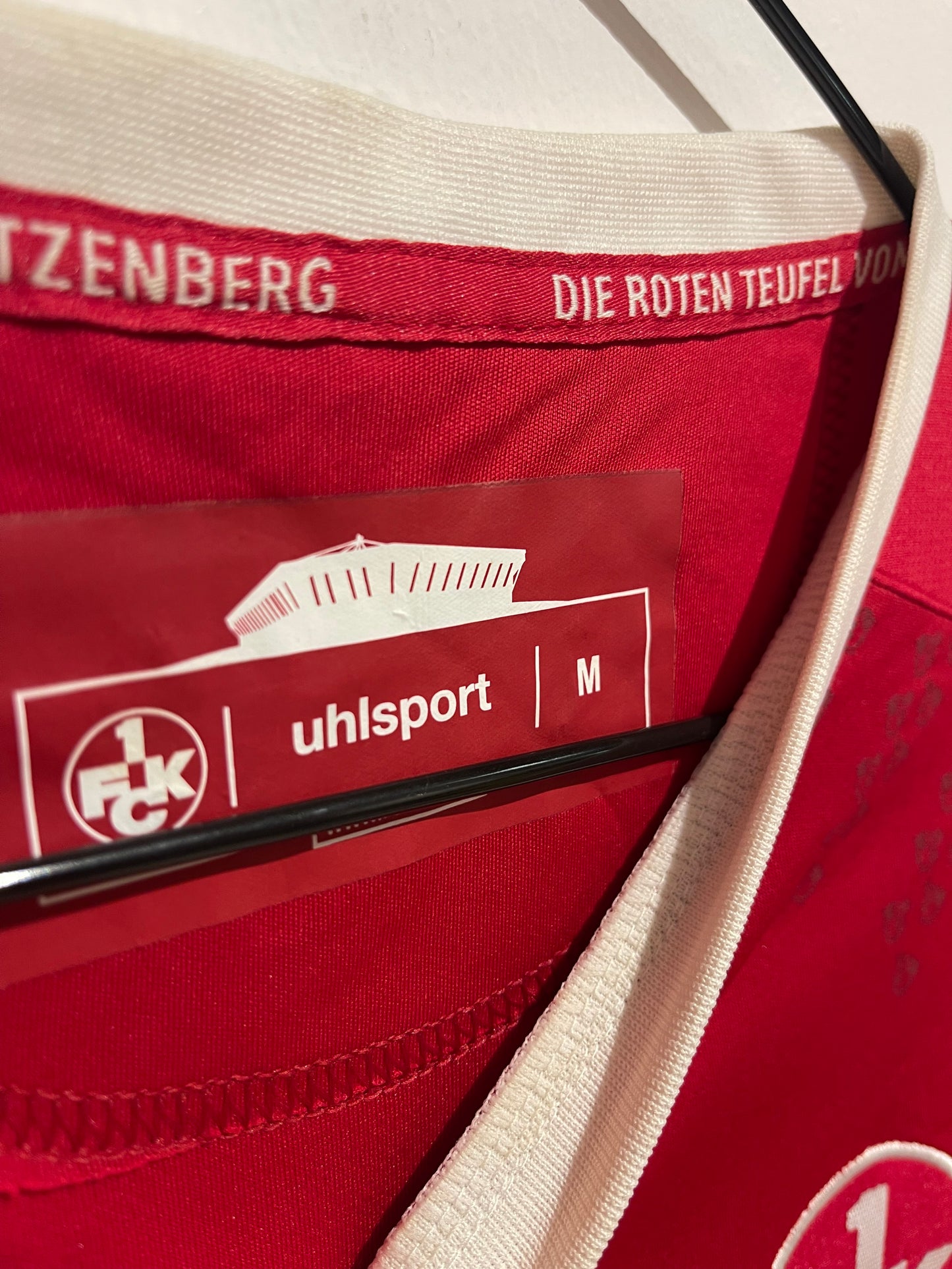 FCK Kaiserslautern 2017-18 Home Kit. (M)