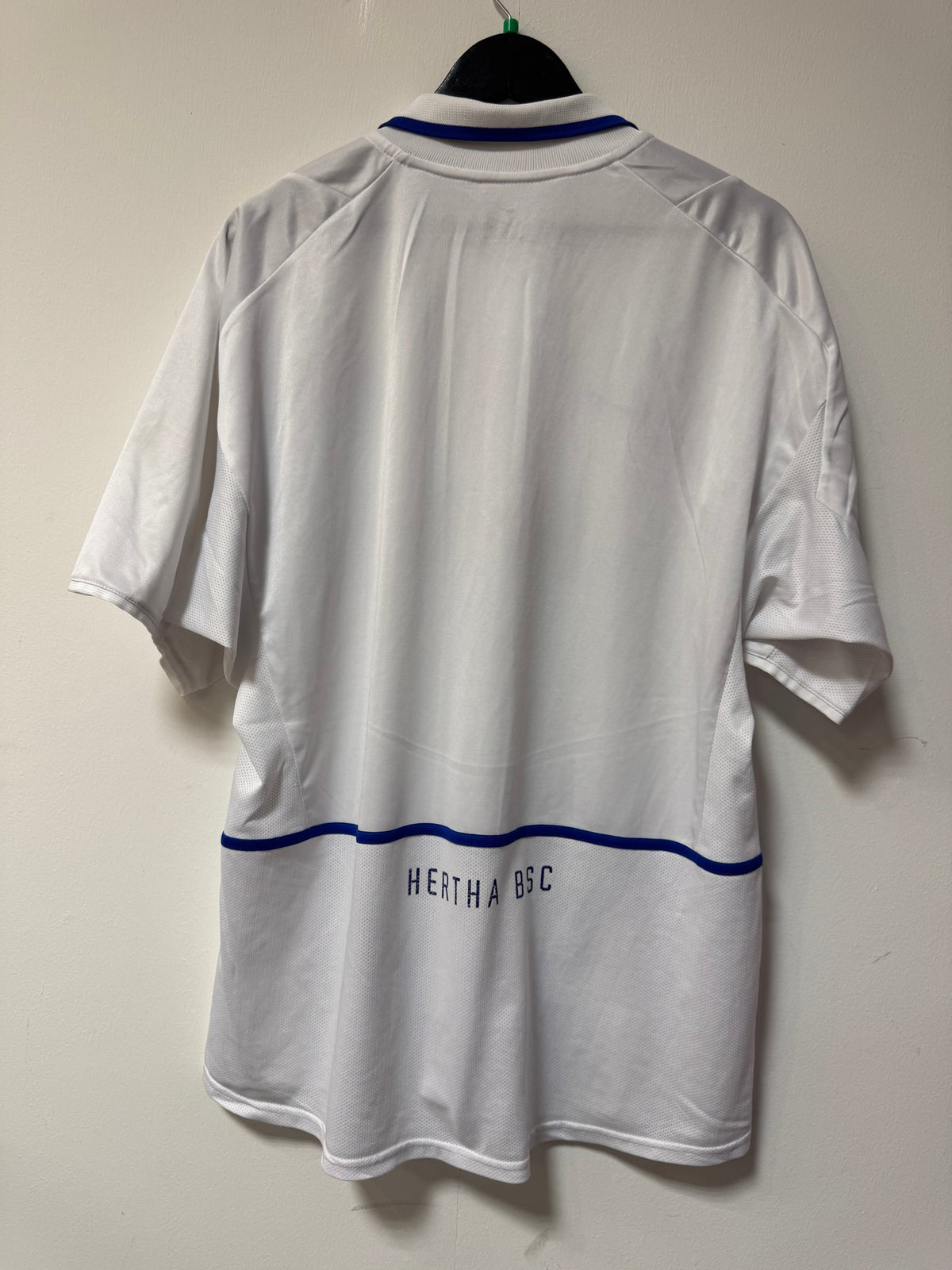Hertha Berlin SC  2002-03 Away Kit. (XL)