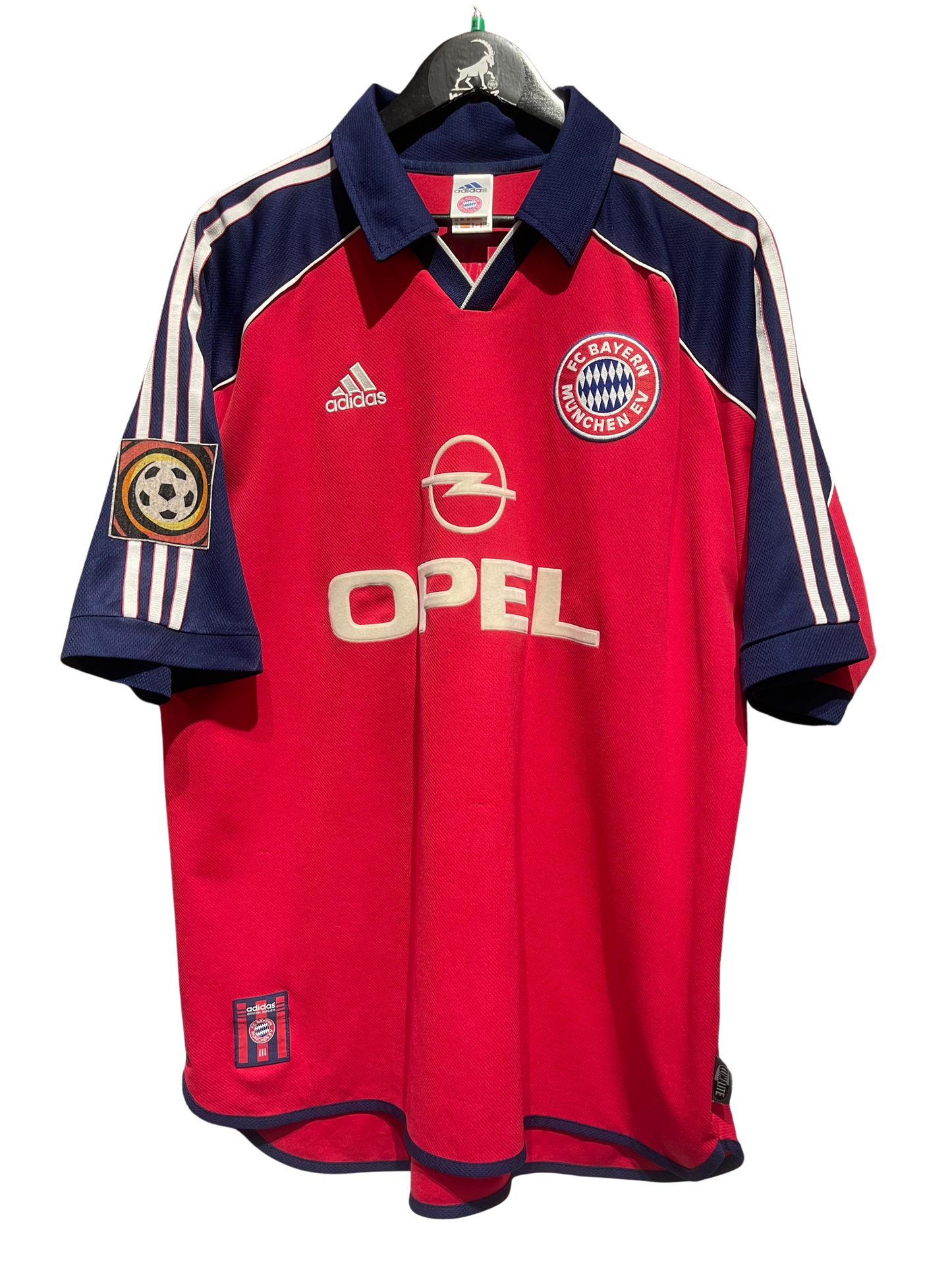 FC Bayern München 1999-01 Home Kit. (XL) #8 Strunz.