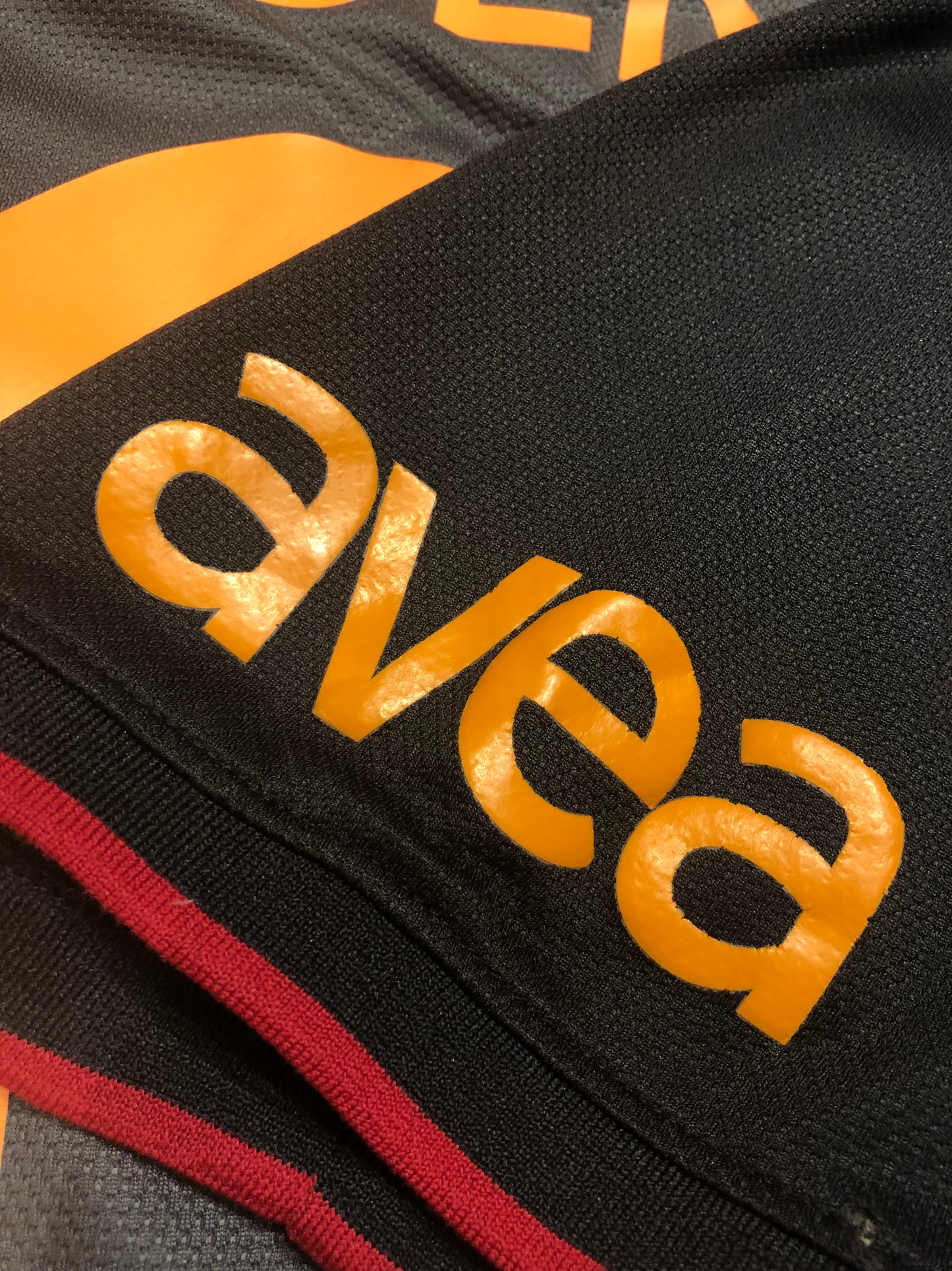 Galatasaray 2013-14 Away Kit. #10 Sneijder (M)