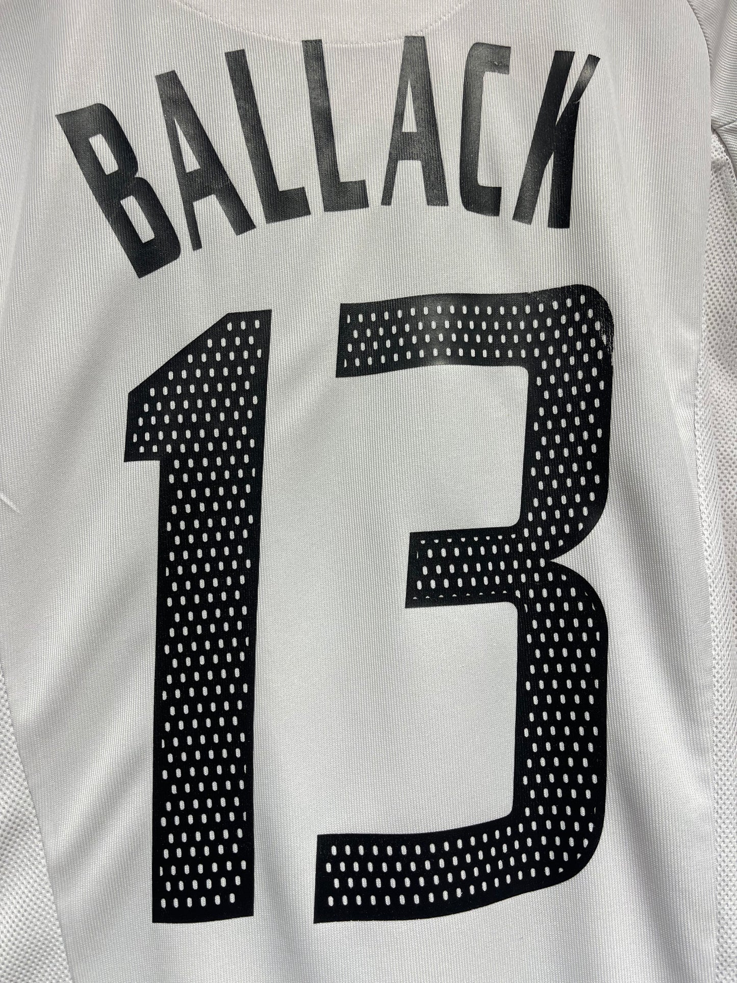 Germany 2002 Home Kit. #13 Ballack. (L).