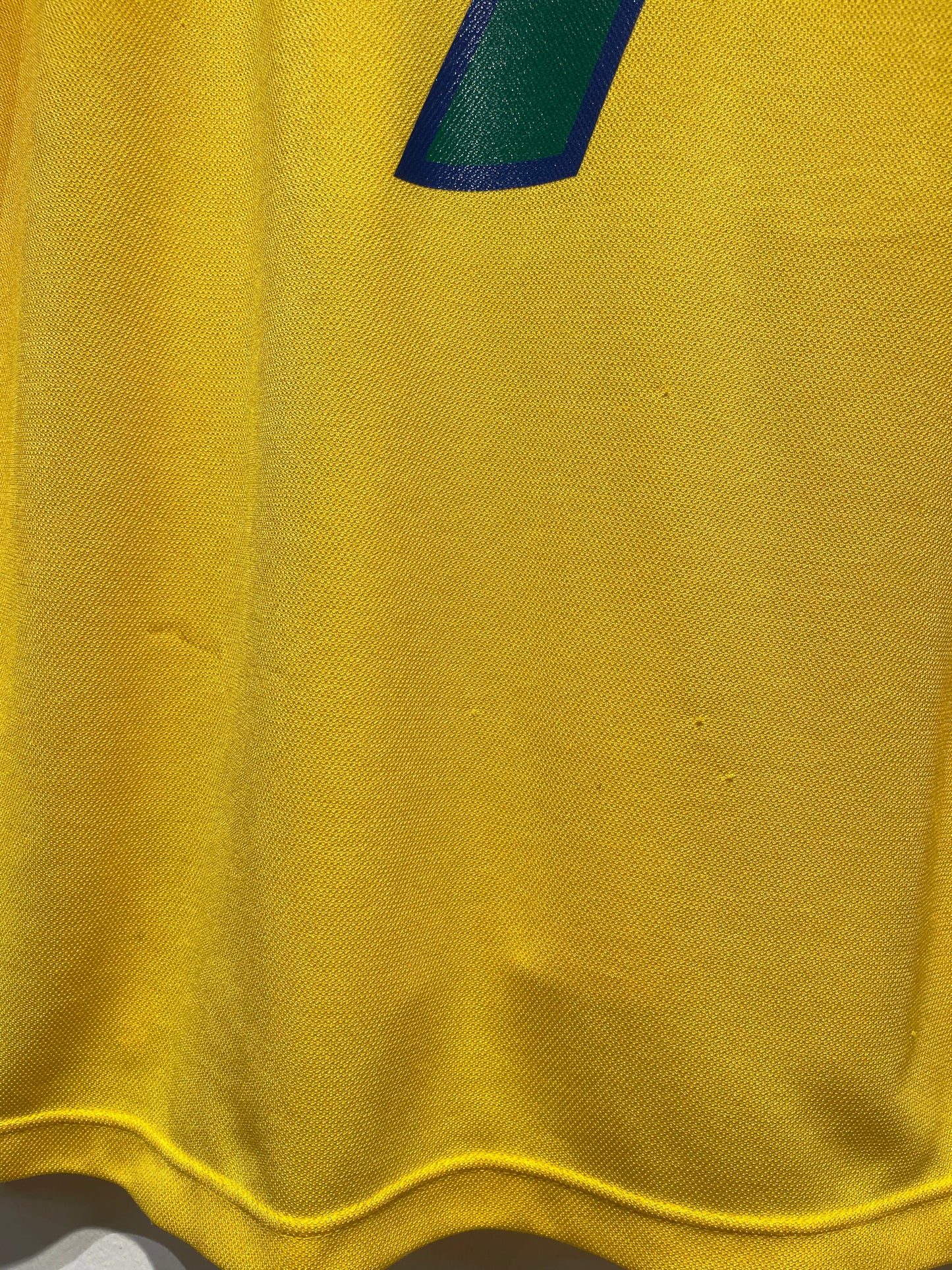 Brazil 1998 Home Kit. #9 Ronaldo. (XL)
