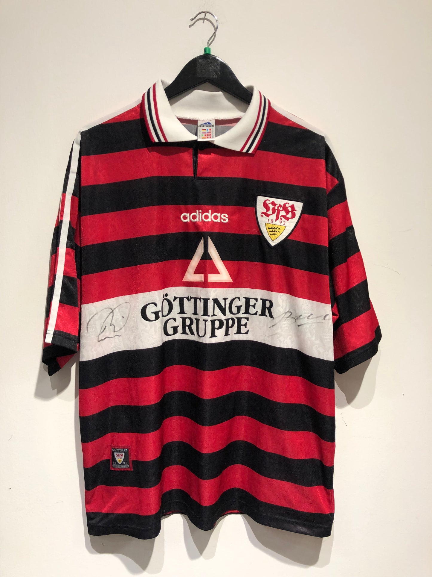VFB Stuttgart 1997-99 Away Kit Signed by Fredi Bobic. (XL)