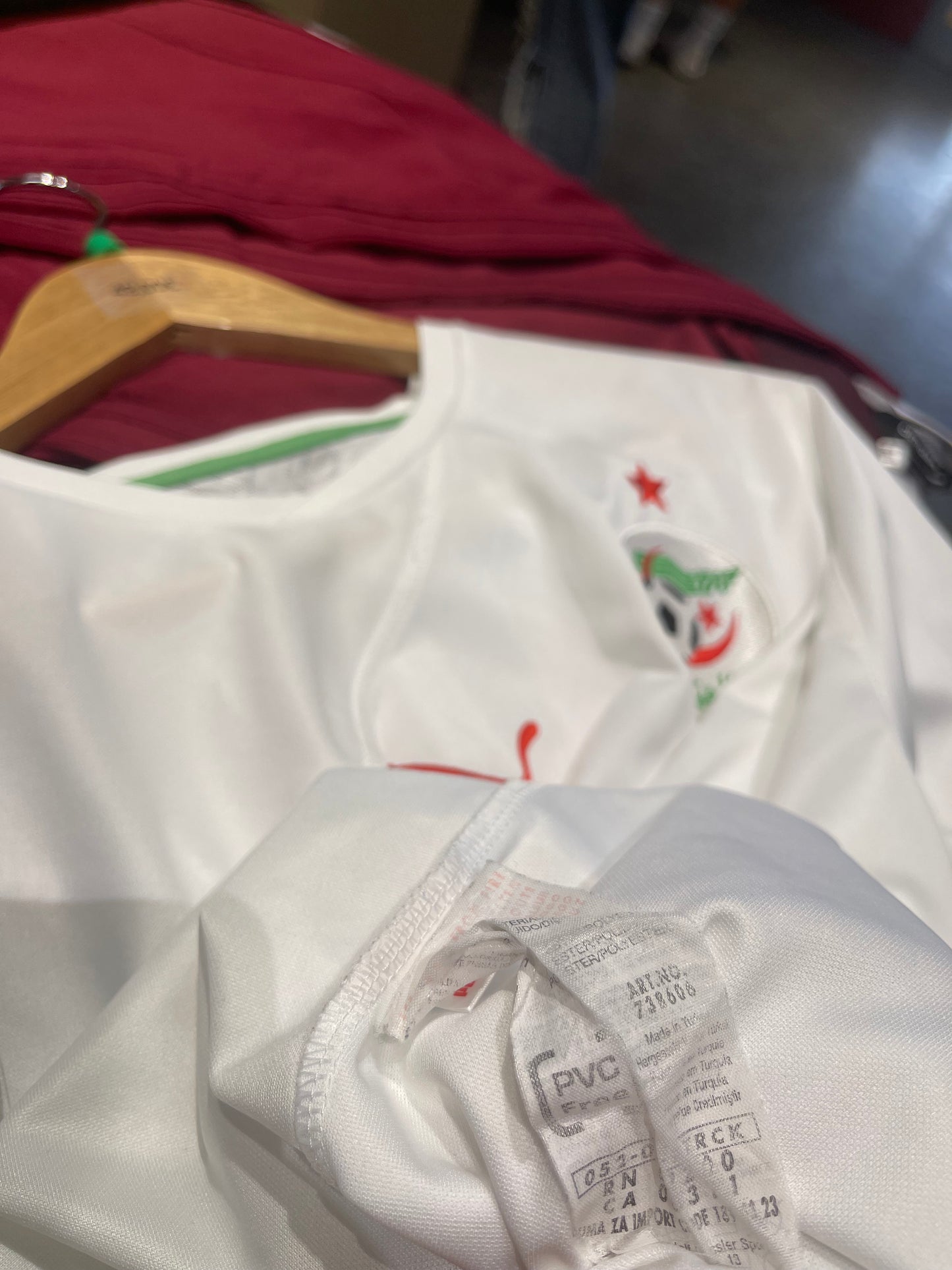 Algeria 2010 Home Kit. (XL)