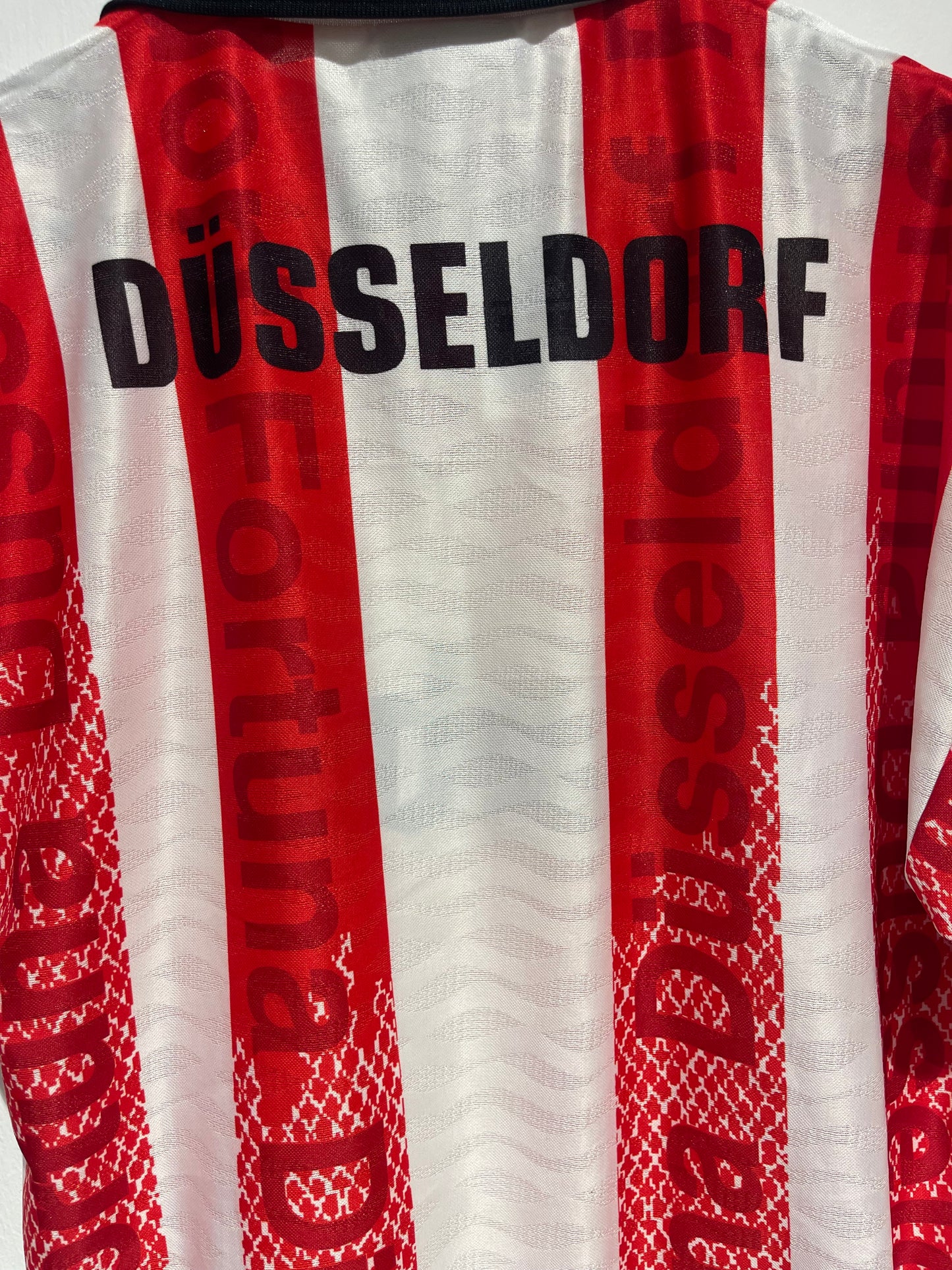 1995-1996 Fortuna Düsseldorf Home Shirt - Umbro - Diebels Sponsor (M)