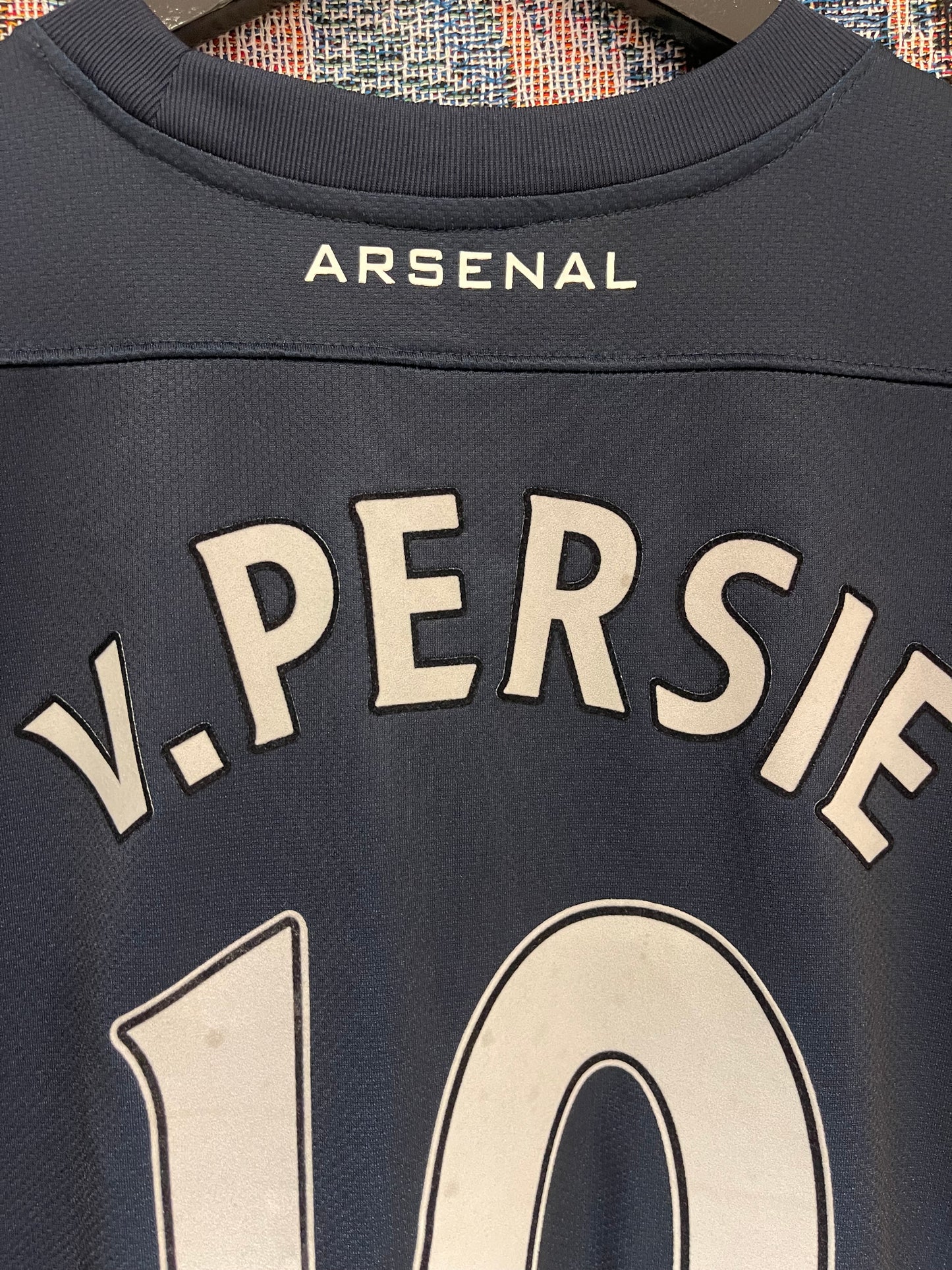 Arsenal 2011/12 Away Kit. #10 V. Persie. (M)