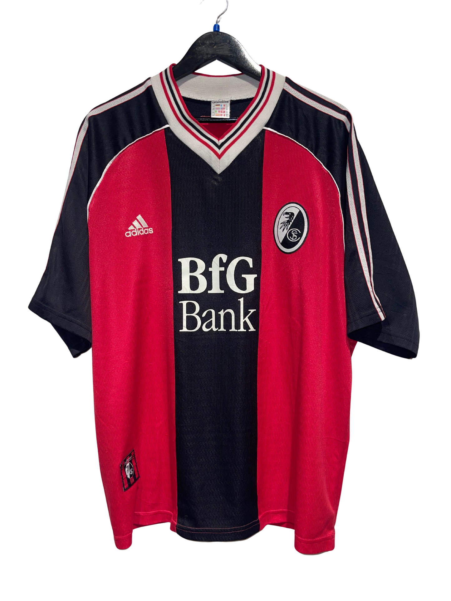 Freiburg 1998-99 Home Kit. (XXL)