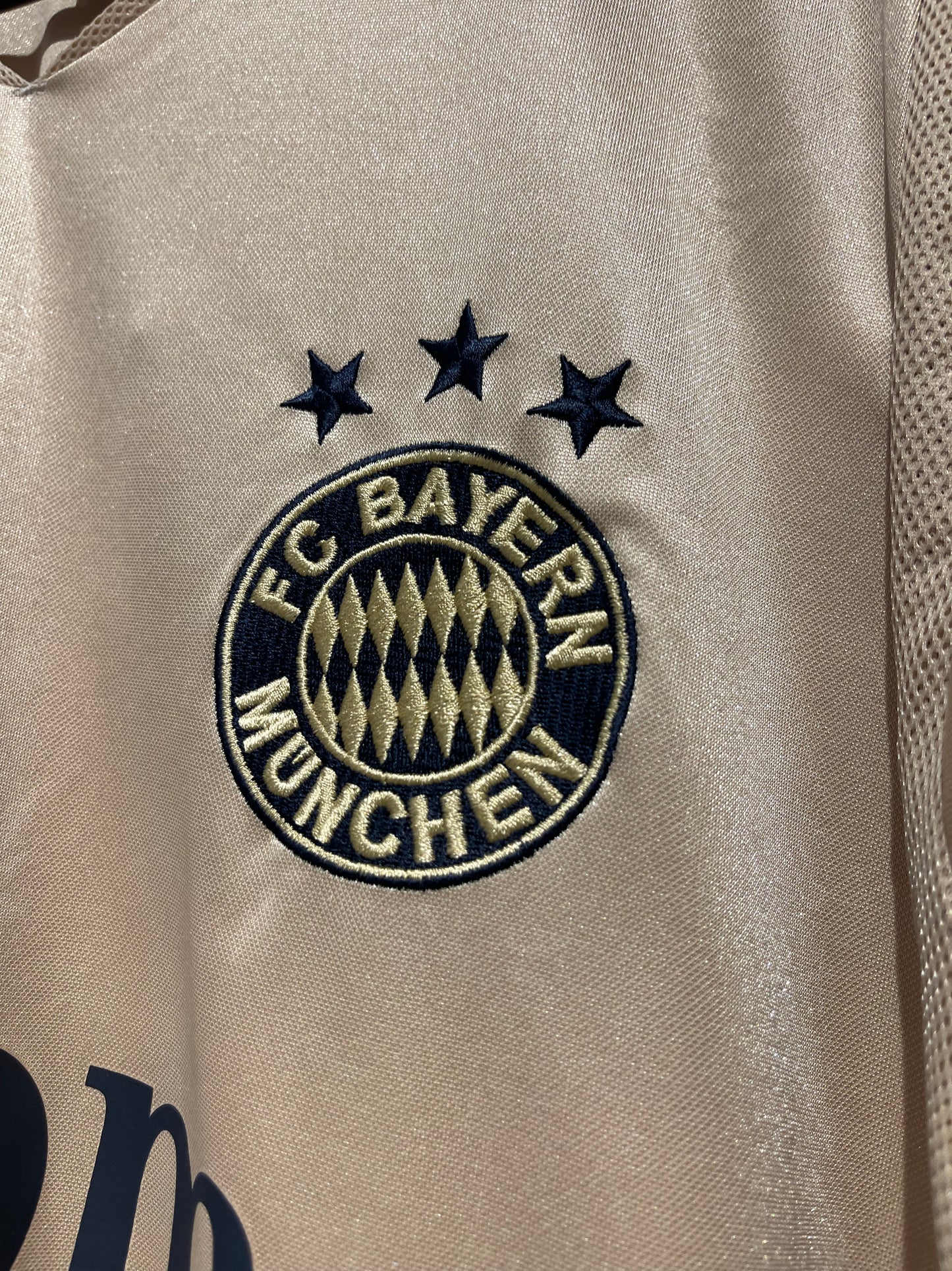 2003-2004 FC Bayern Munich Third Shirt - T-Com Sponsor (L)