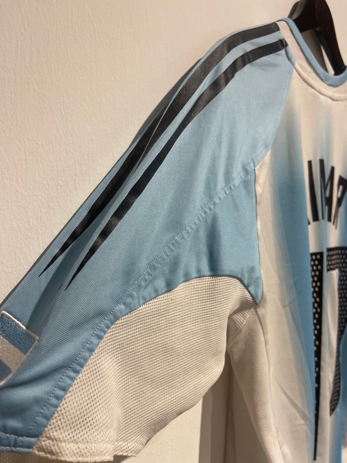 Argentina 2004 Home Kit. (M) #10 Aimar.