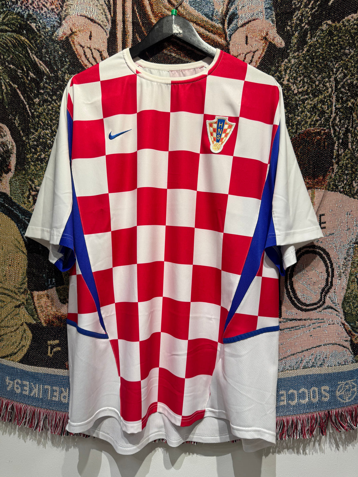 Croatia 2002 Home Kit. (XL)