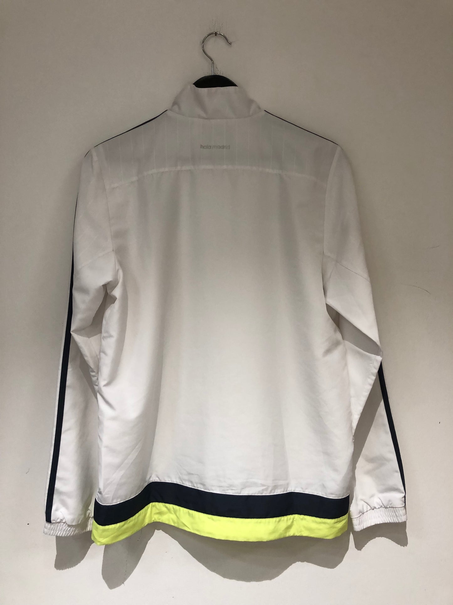 Real Madrid 2015-16 Track Jacket. (176 Kids)