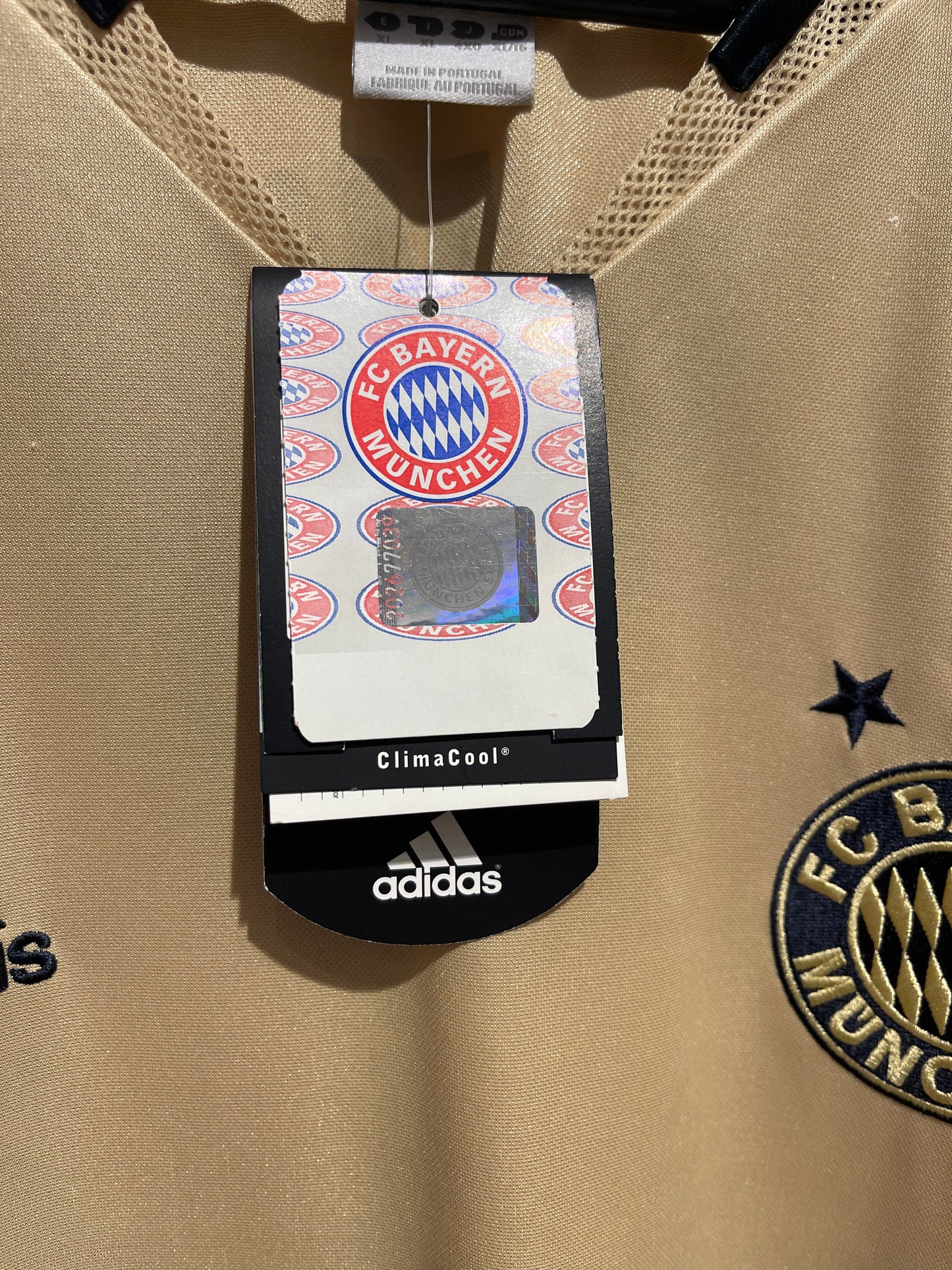 Bayern München 2004/05 Away Kit. (XL)